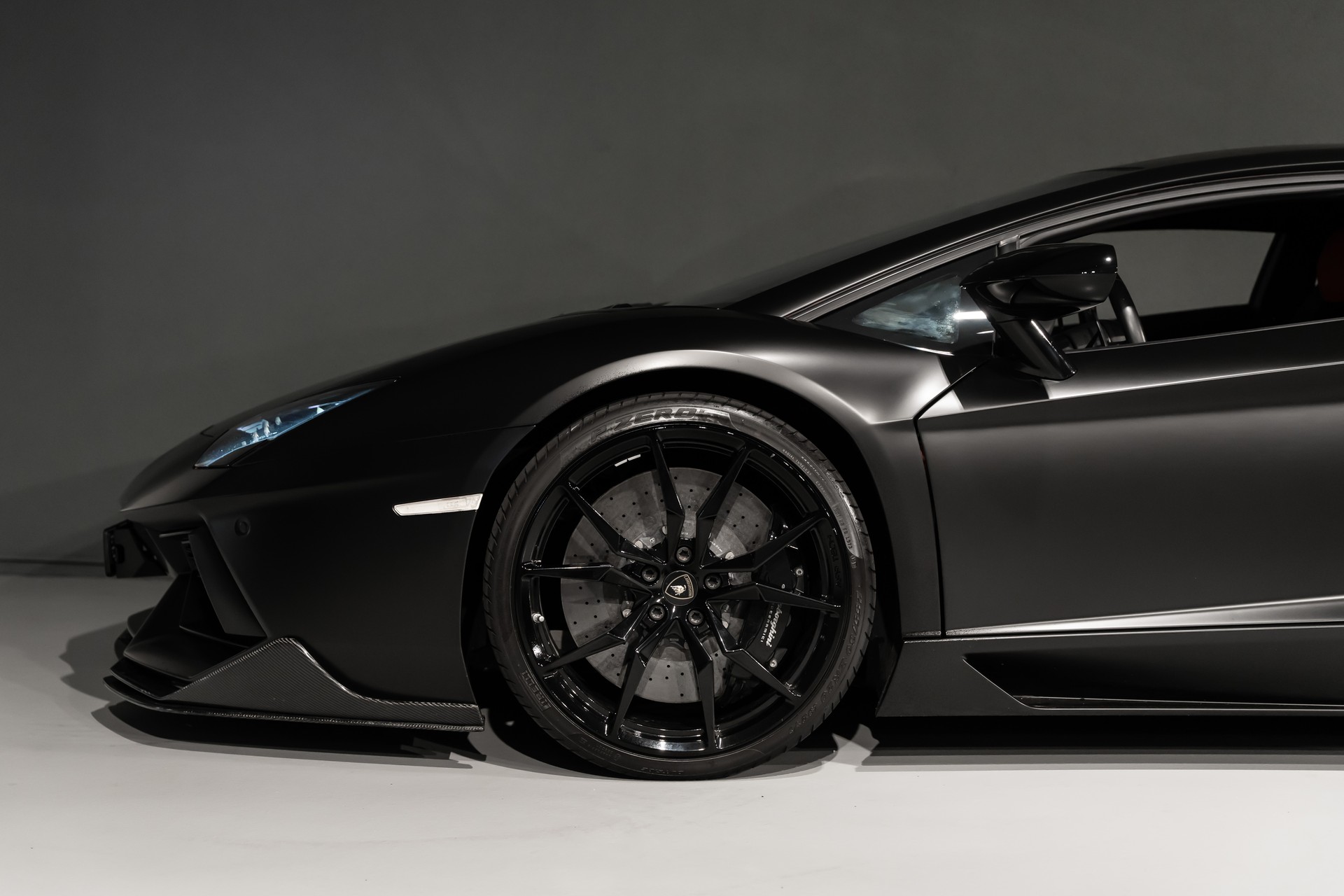 LAMBORGHINI Aventador LP700-4 Coupé E-Gear-image-2