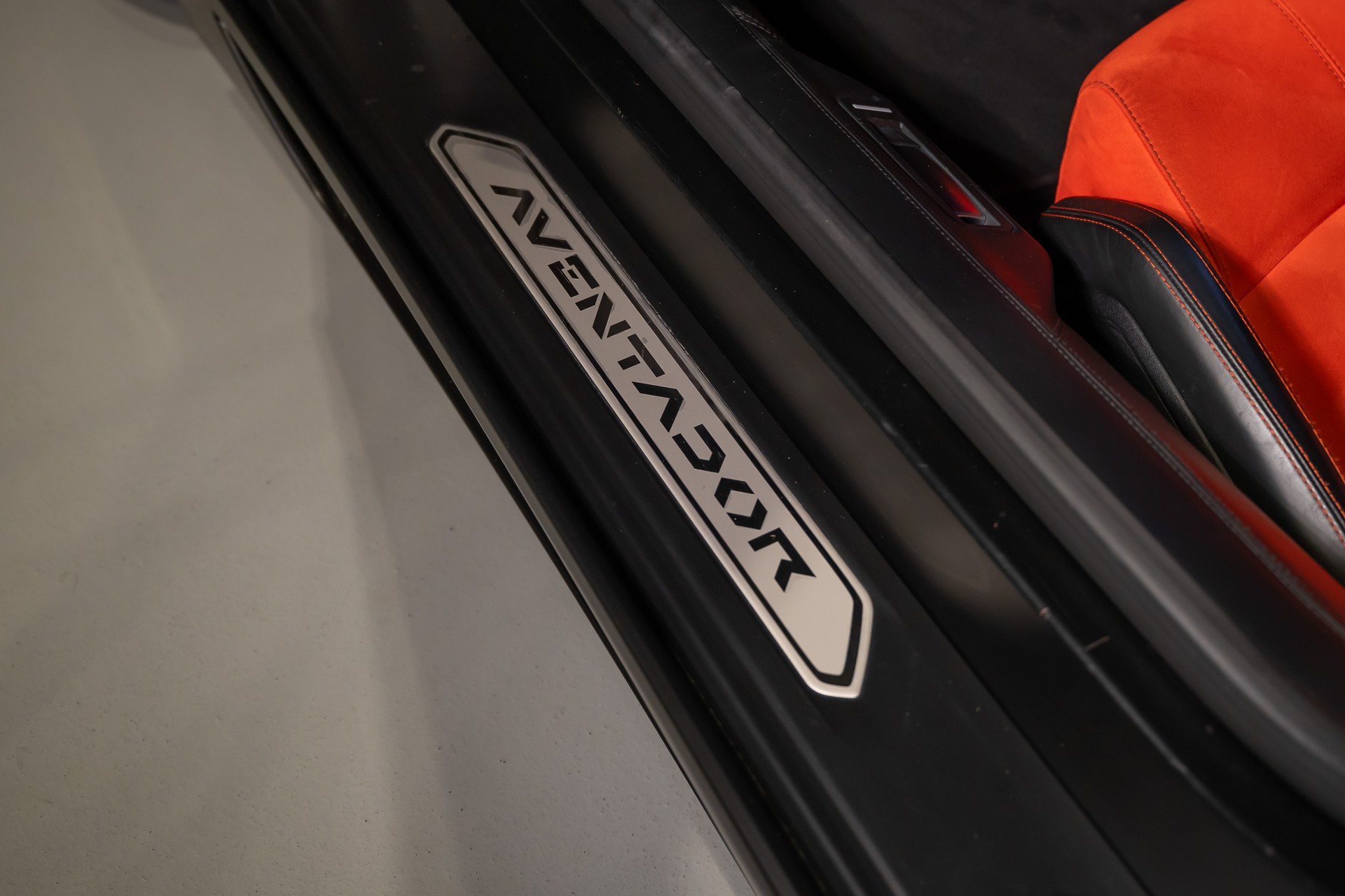LAMBORGHINI Aventador LP700-4 Coupé E-Gear-image-15