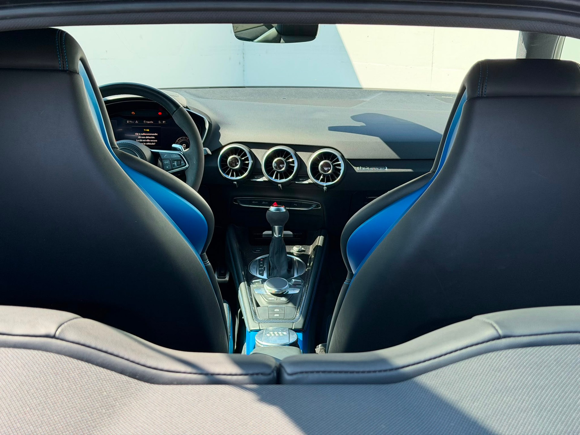 AUDI TT Coupé TTRS quattro S-tronic-image-6
