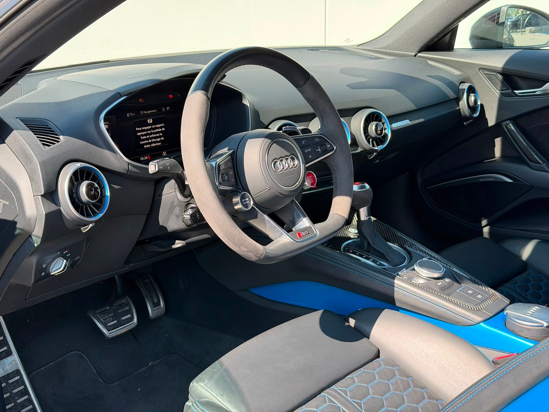 AUDI TT Coupé TTRS quattro S-tronic-image-8