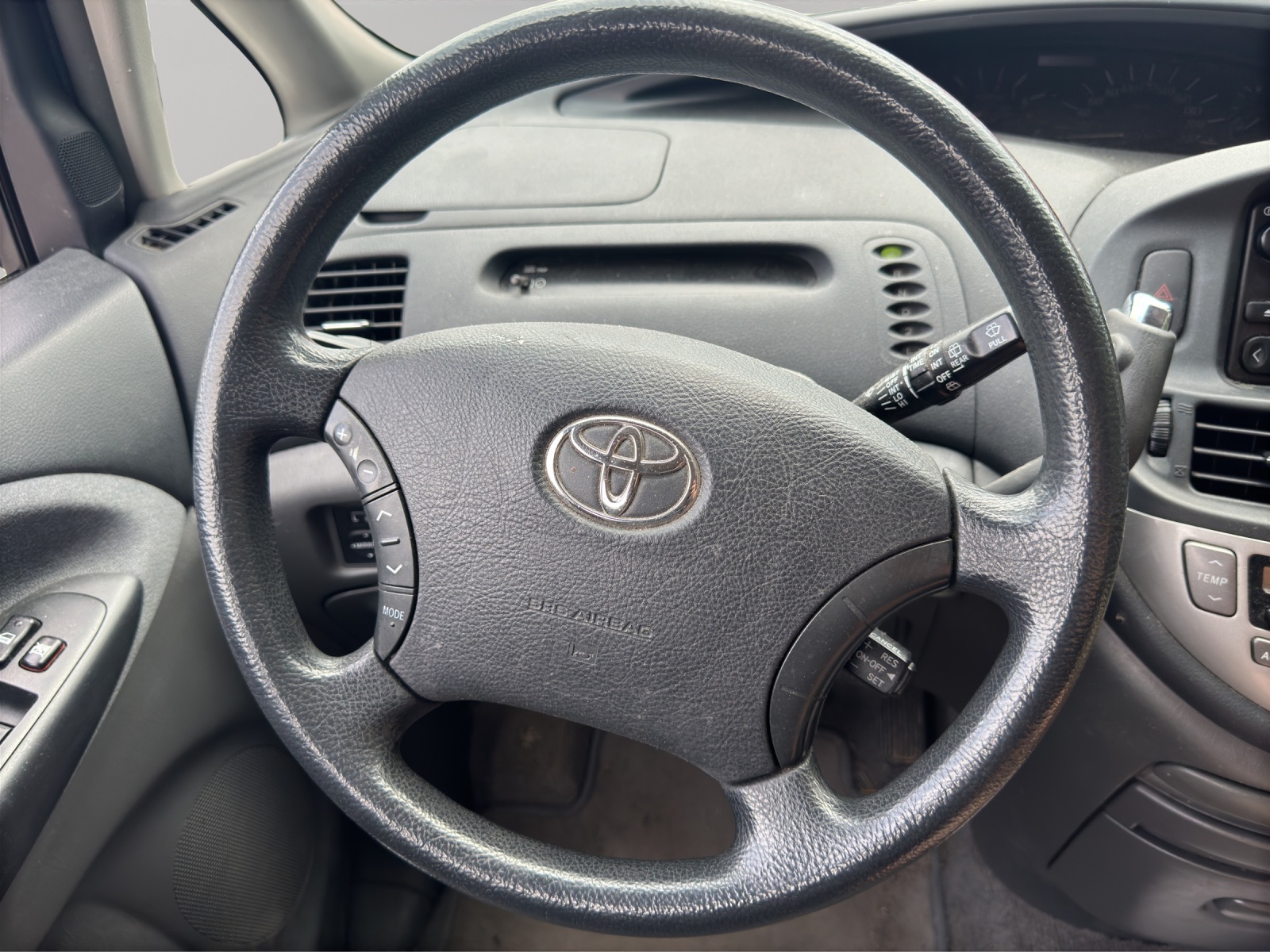 TOYOTA Previa 2.4 Linea Luna-image-12