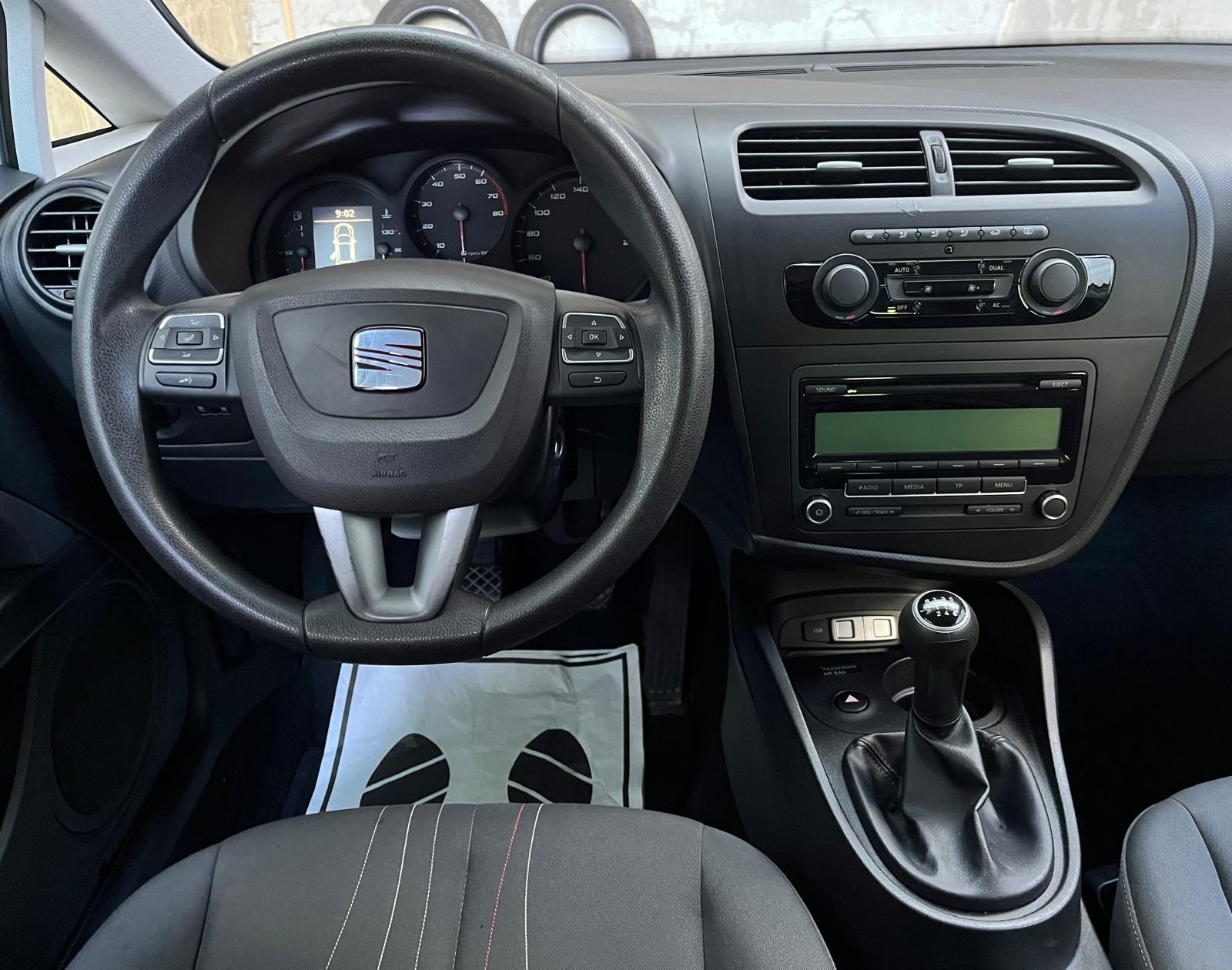 SEAT Leon 1.2 TSI COPA Reference-image-12