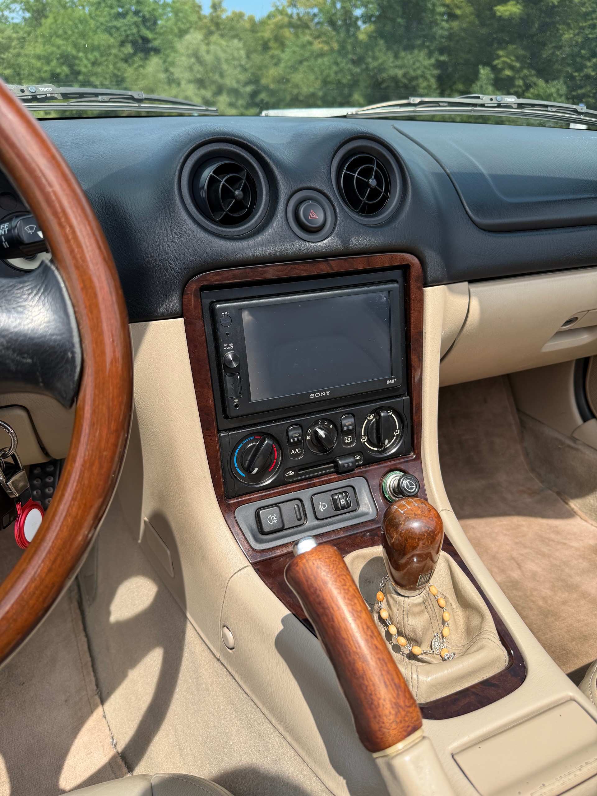 MAZDA 1.8i-16V Anniversary Youngster-image-4