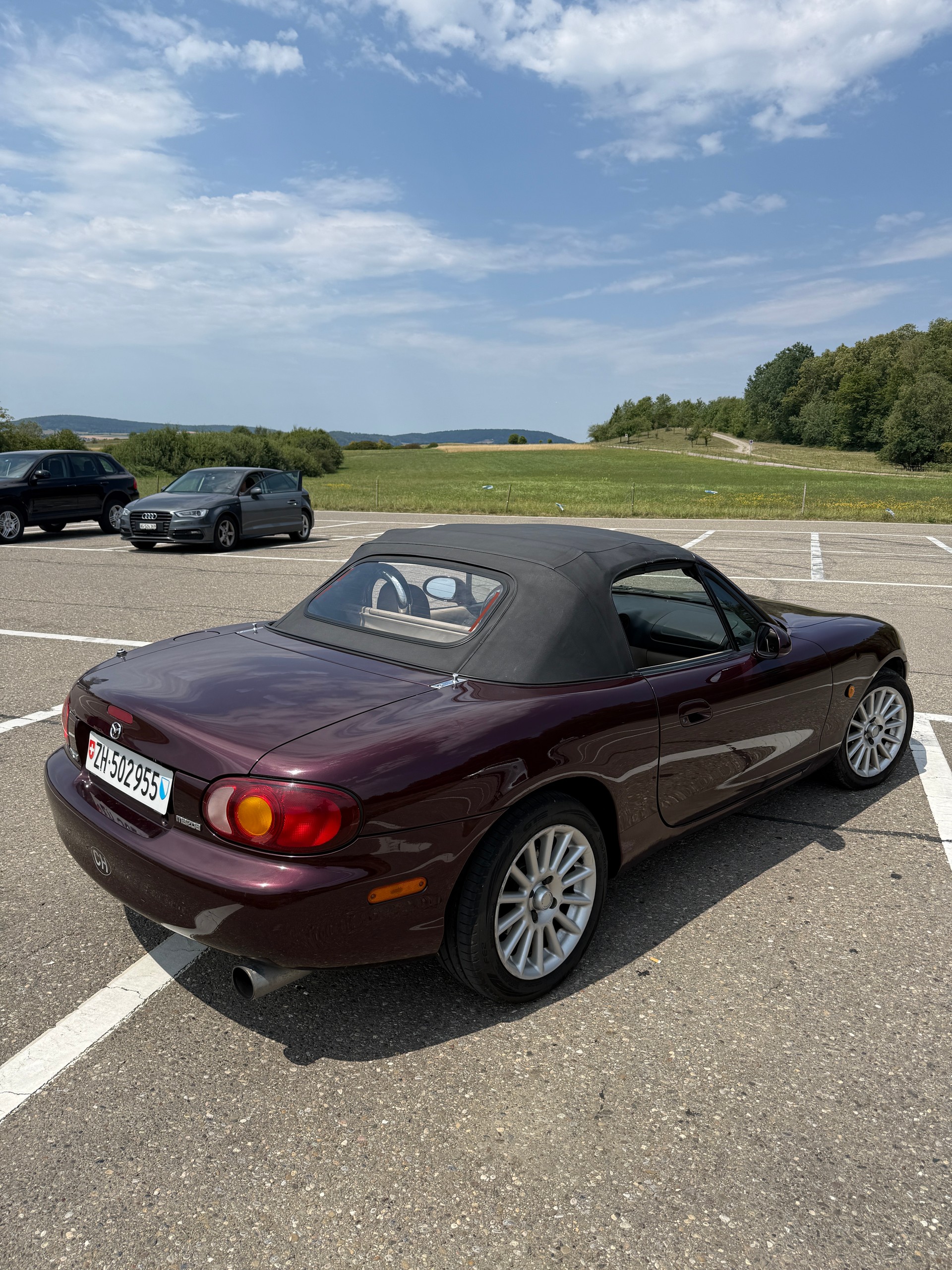 MAZDA 1.8i-16V Anniversary Youngster-image-1