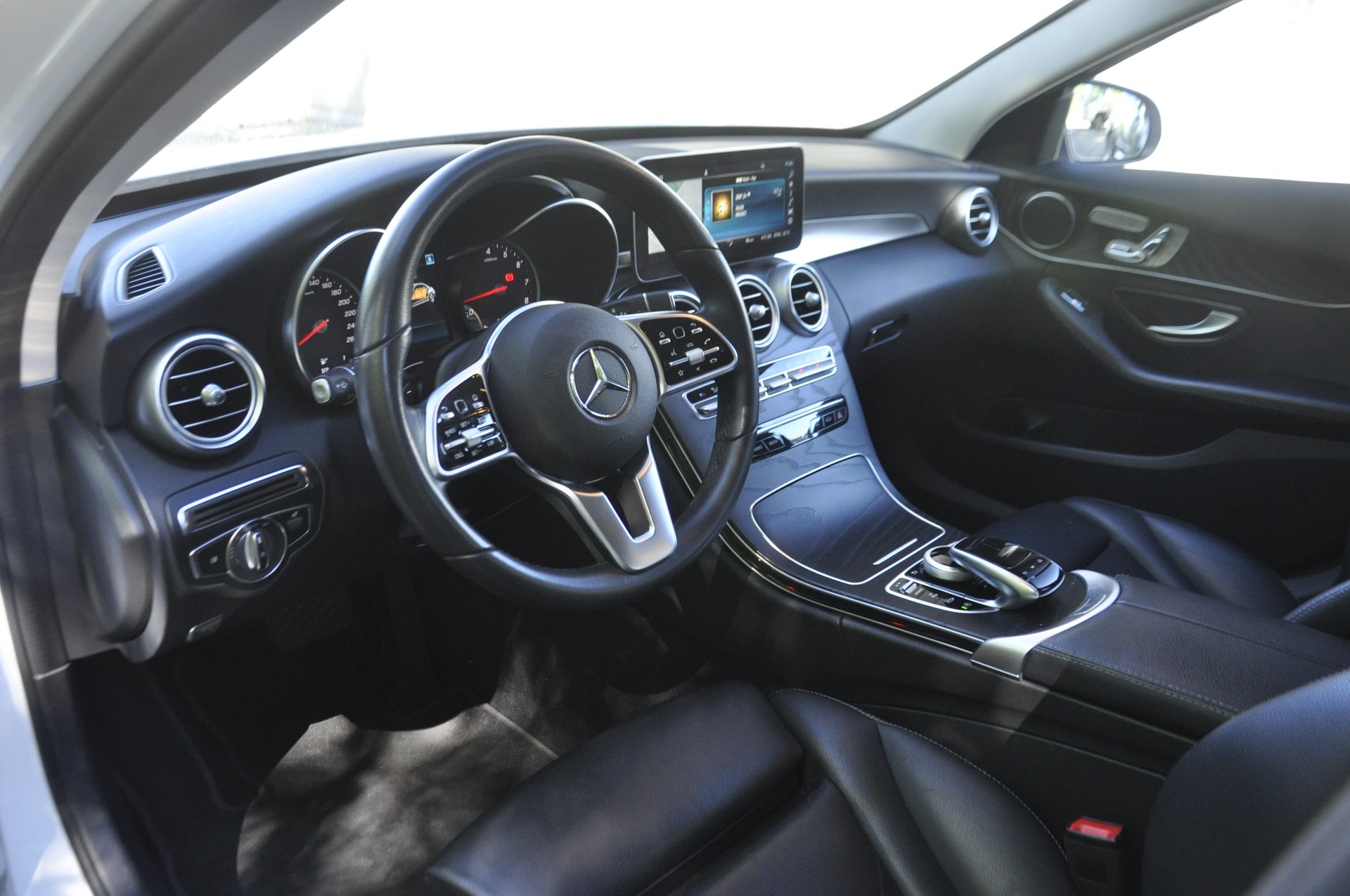MERCEDES-BENZ C 200 Swiss Star Avantgarde 4Matic 9G-Tronic I Facelift-image-5