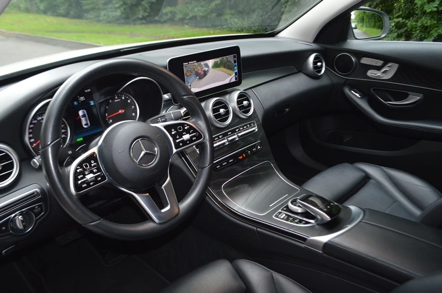 MERCEDES-BENZ C 200 Swiss Star Avantgarde 4Matic 9G-Tronic I Facelift-image-4