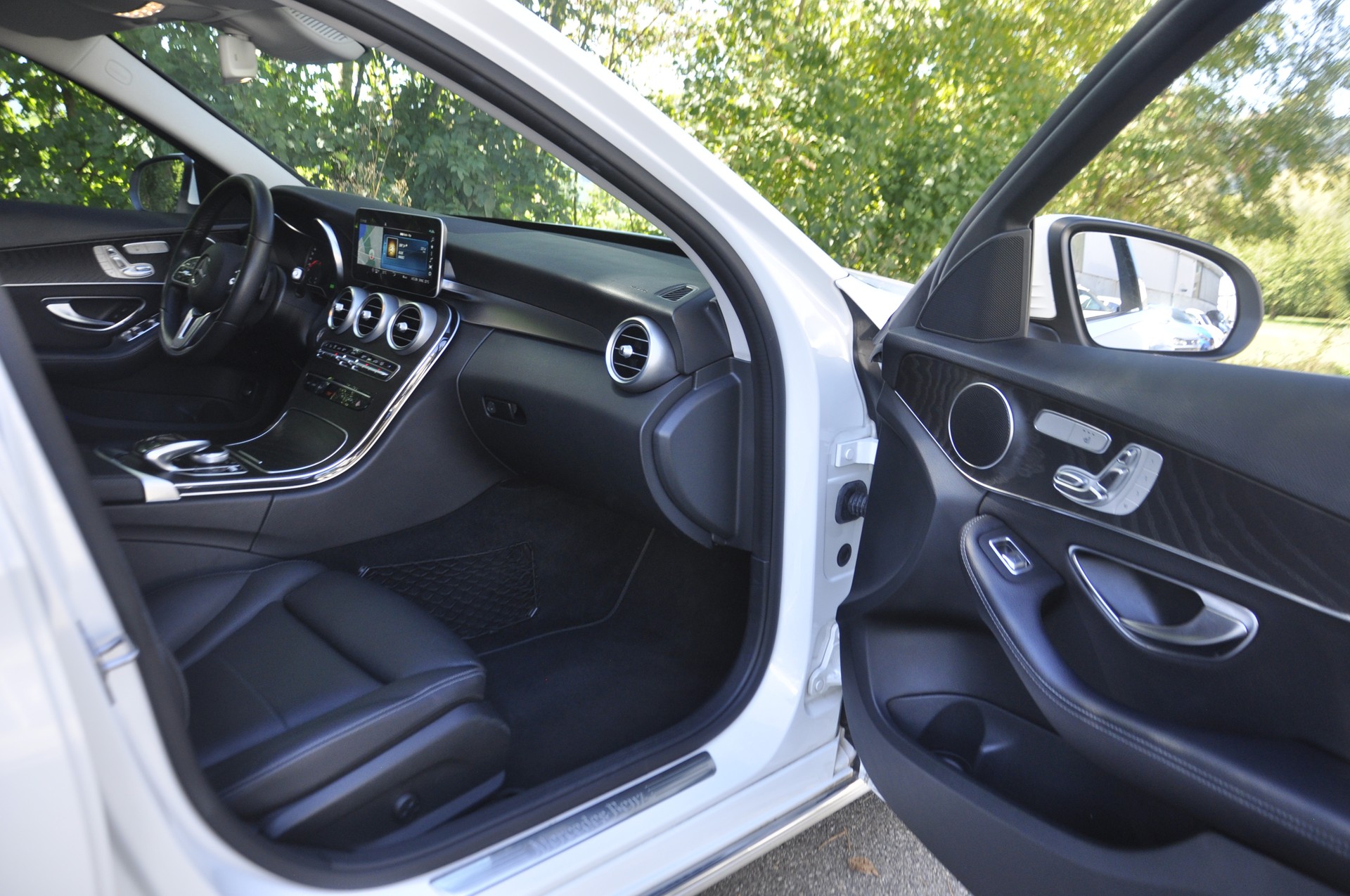 MERCEDES-BENZ C 200 Swiss Star Avantgarde 4Matic 9G-Tronic I Facelift-image-6