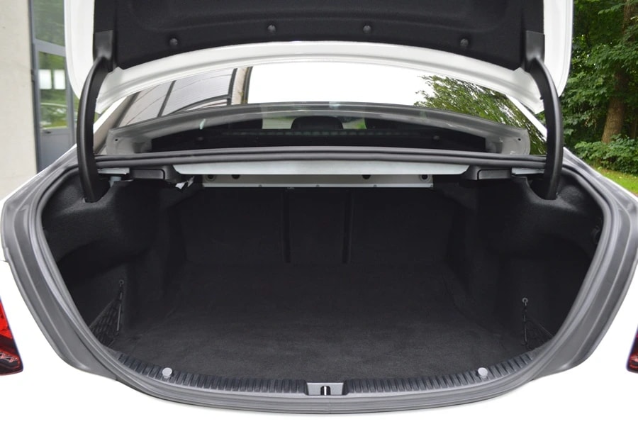 MERCEDES-BENZ C 200 Swiss Star Avantgarde 4Matic 9G-Tronic I Facelift-image-9