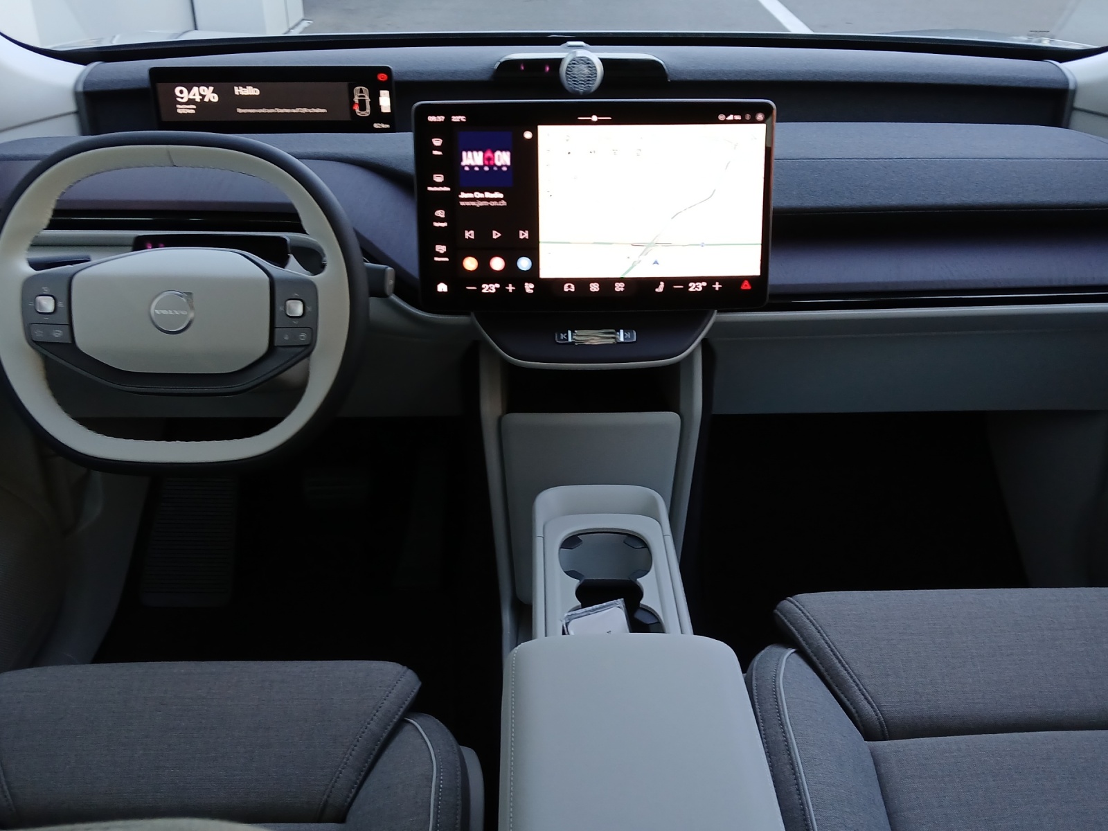 VOLVO EX60 Twin Ultra AWD-image-9