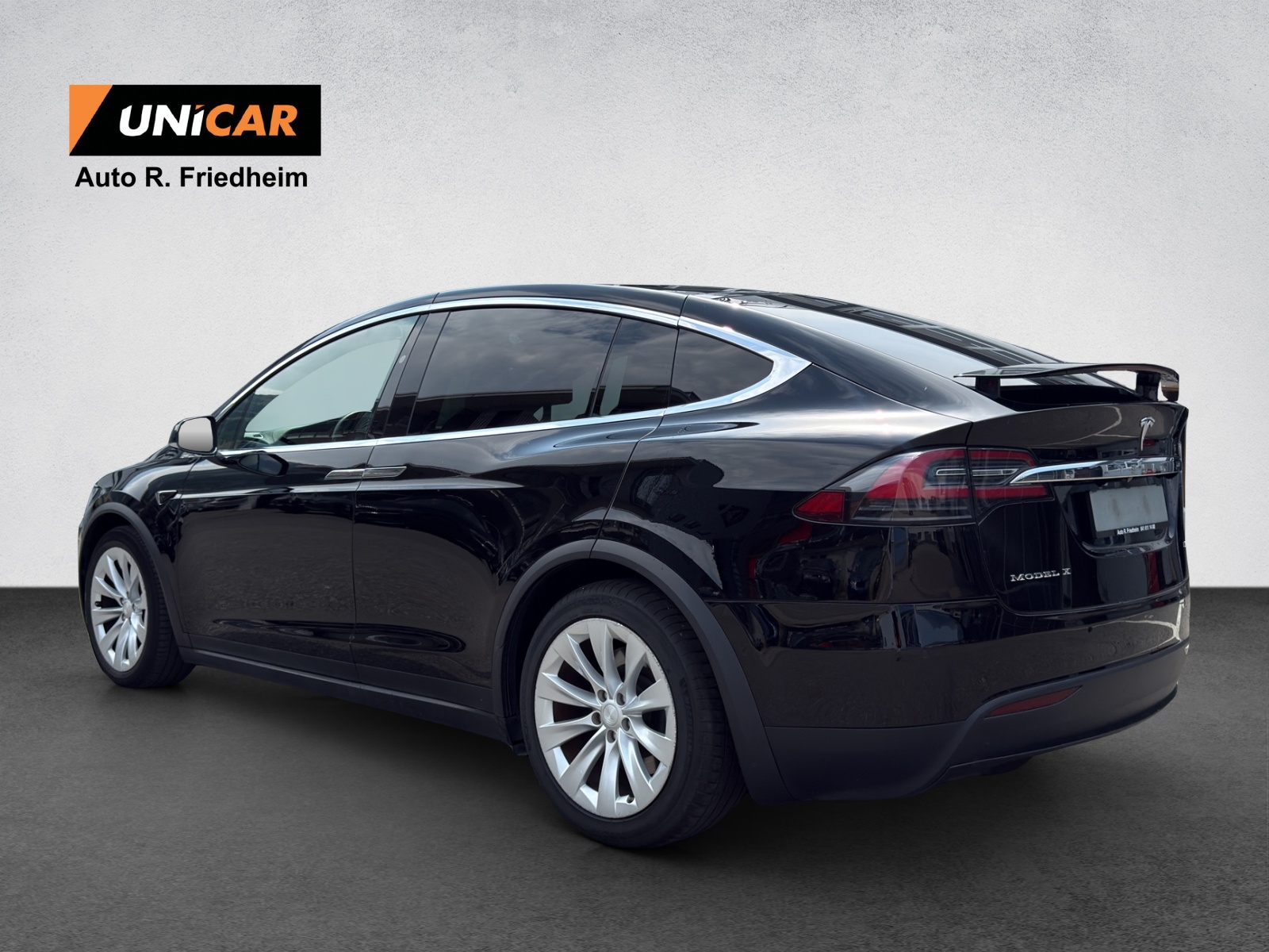 TESLA Model X 100 D-image-4