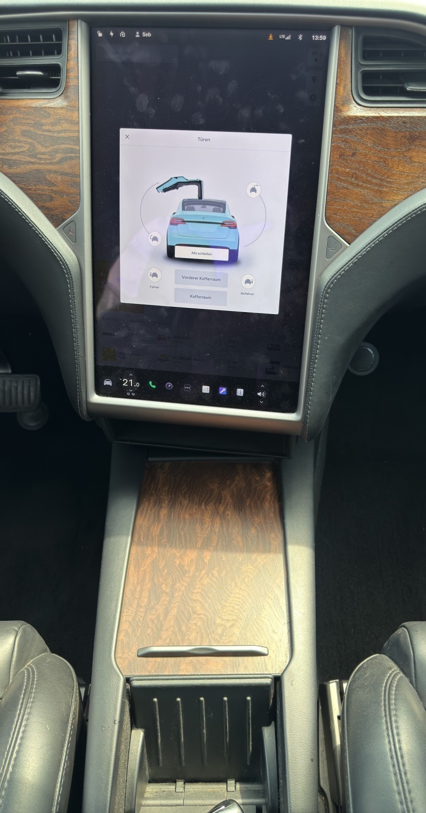 TESLA Model X 100 D-image-14