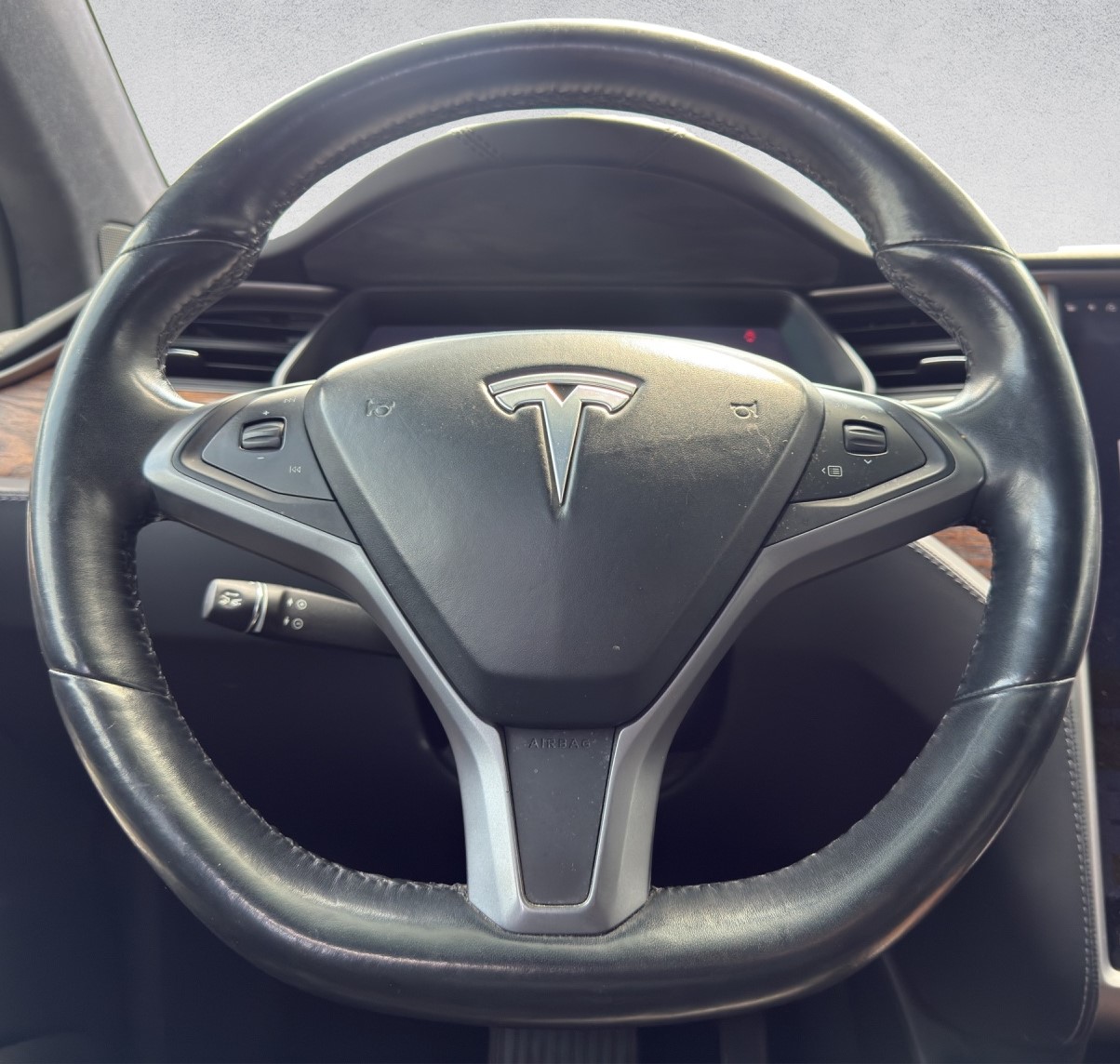 TESLA Model X 100 D-image-12