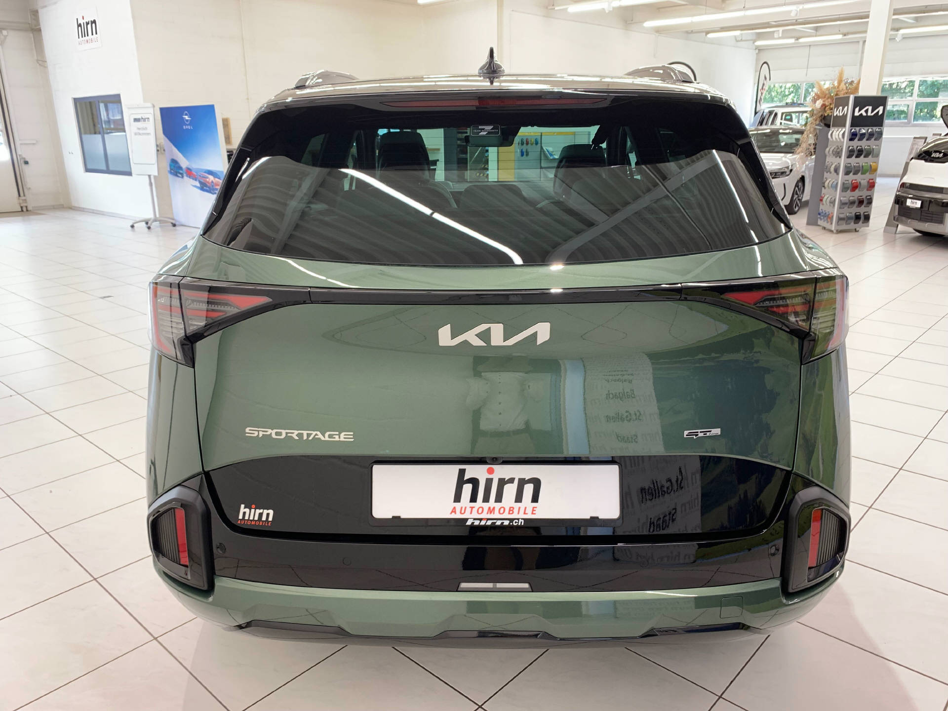 KIA Sportage 1.6 T-GDi Hybrid GT-Line-image-5