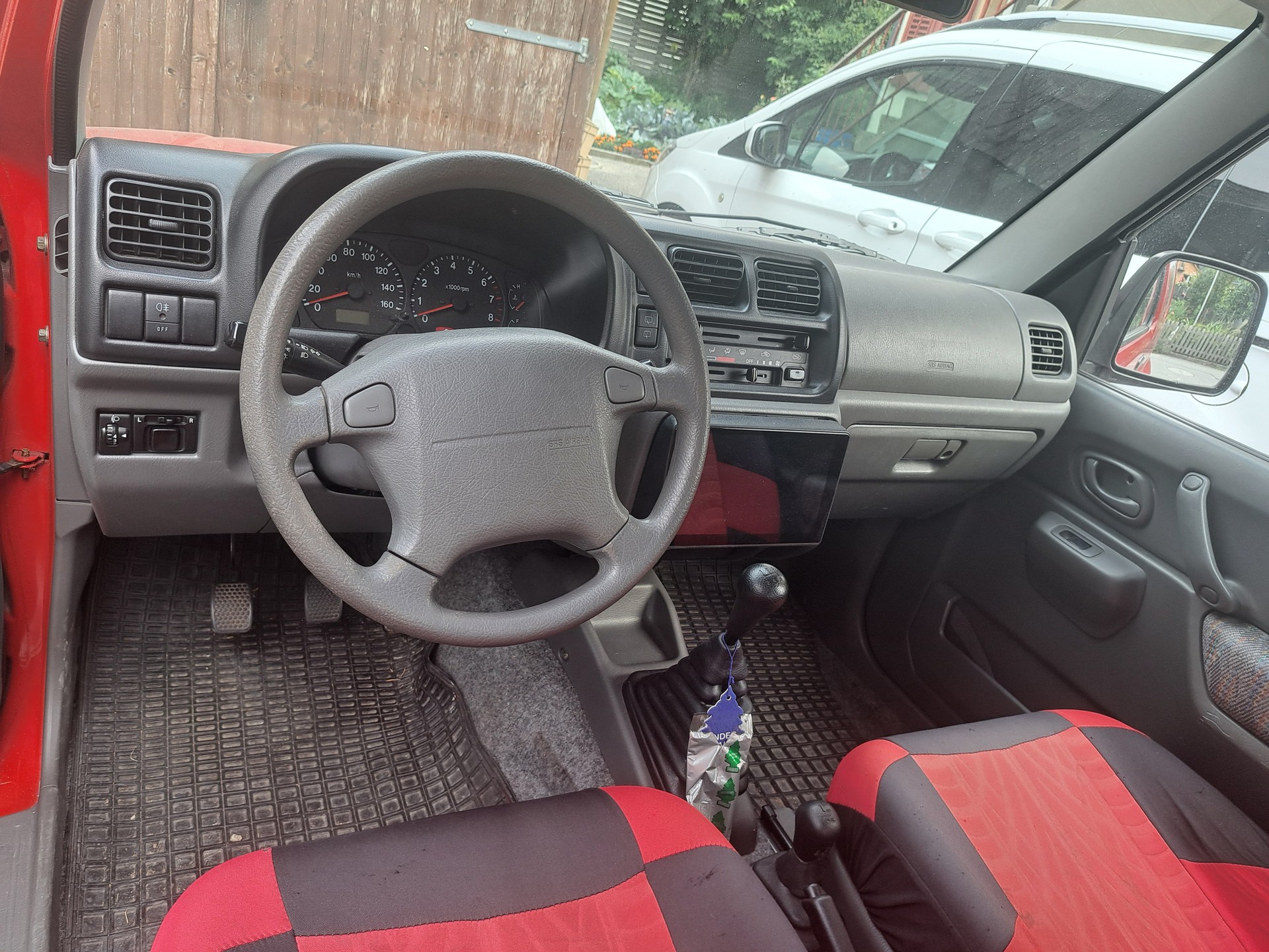 SUZUKI 1.3 4WD JLX-image-4