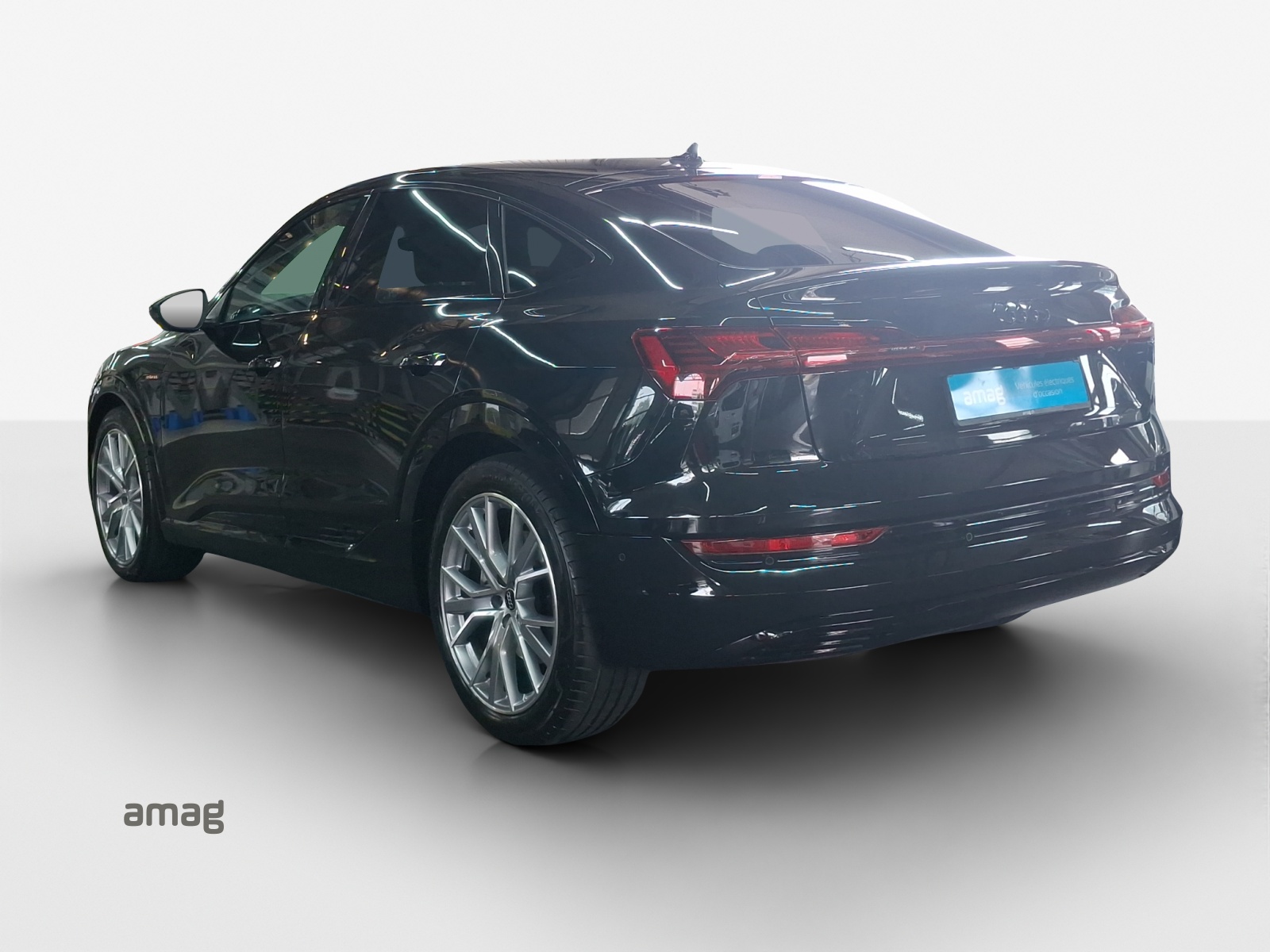 AUDI e-tron 55 Sportback Advanced Black Edition quattro-image-2