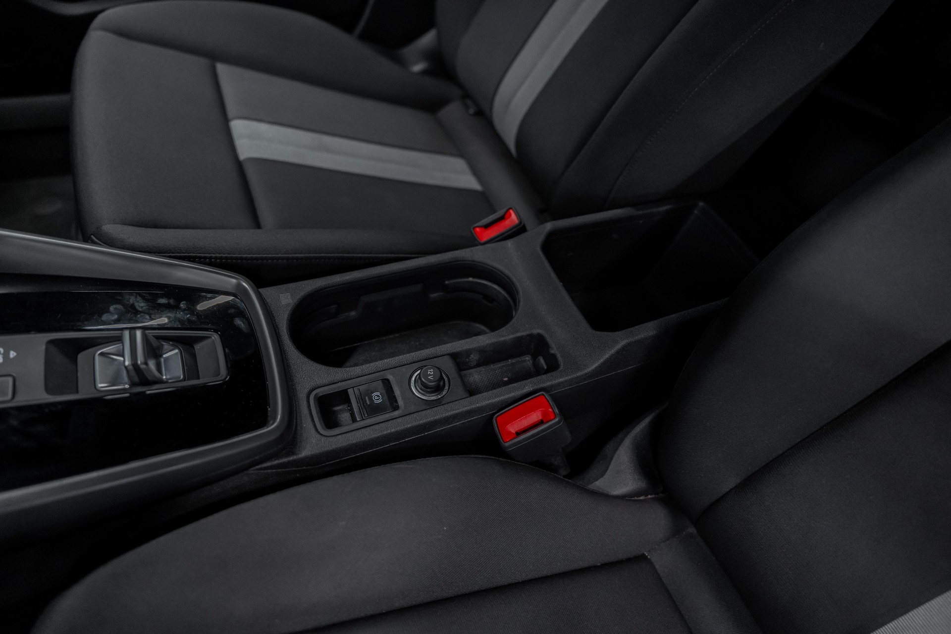AUDI A3 Sportback 35 TFSI S-tronic-image-15