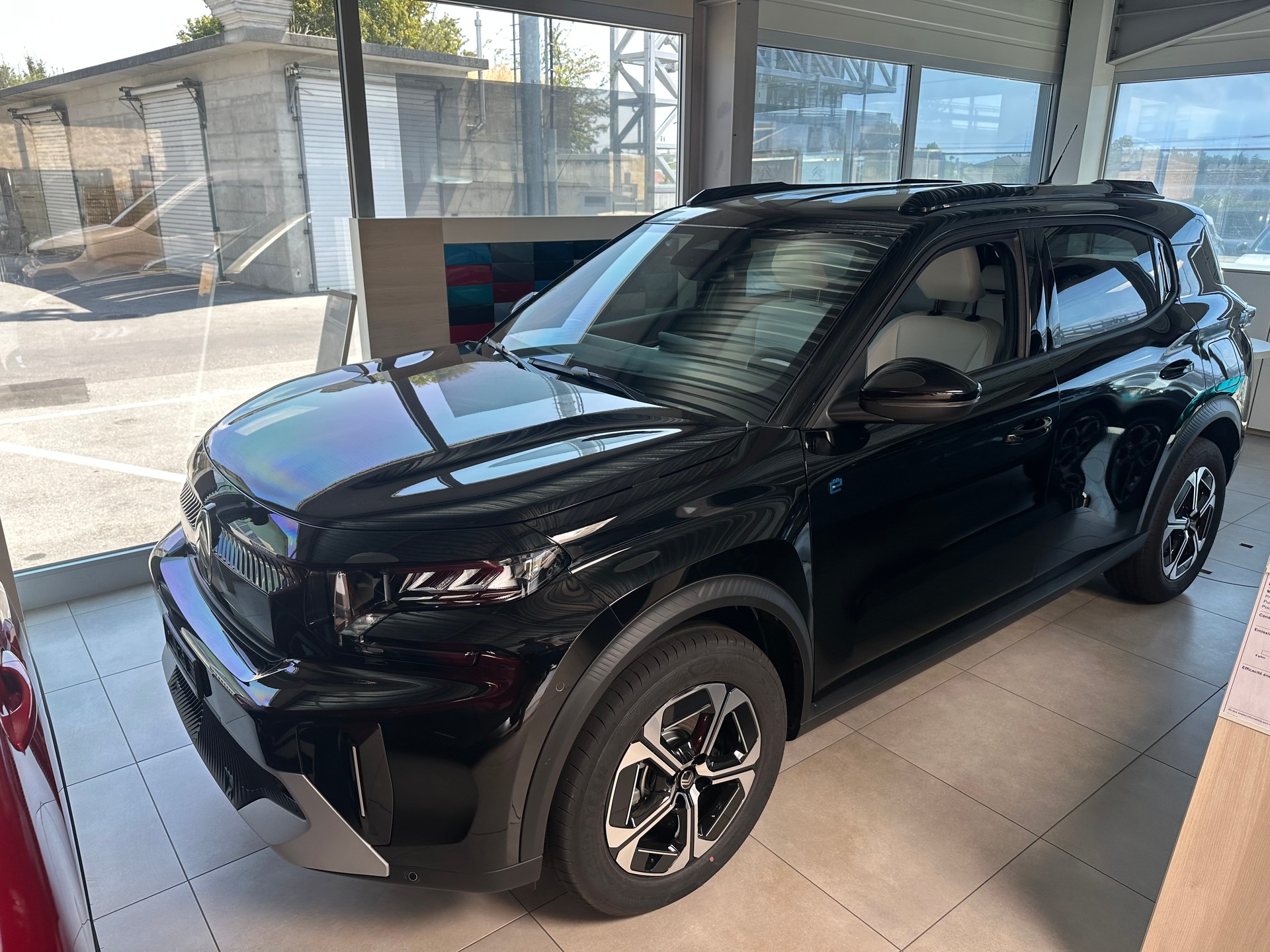 CITROEN e-C3 Aircross 54kWh Max-image-0