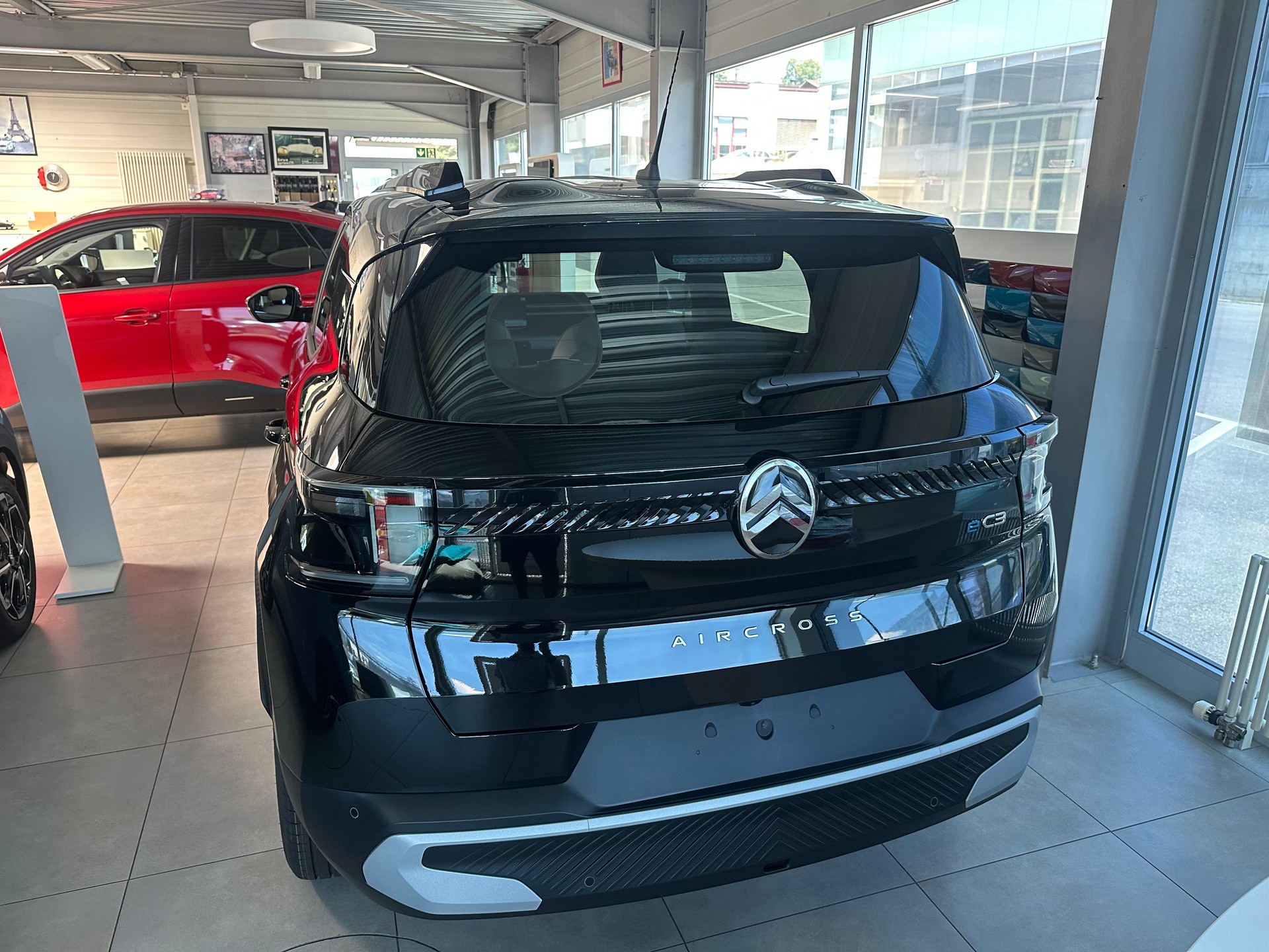 CITROEN e-C3 Aircross 54kWh Max-image-2