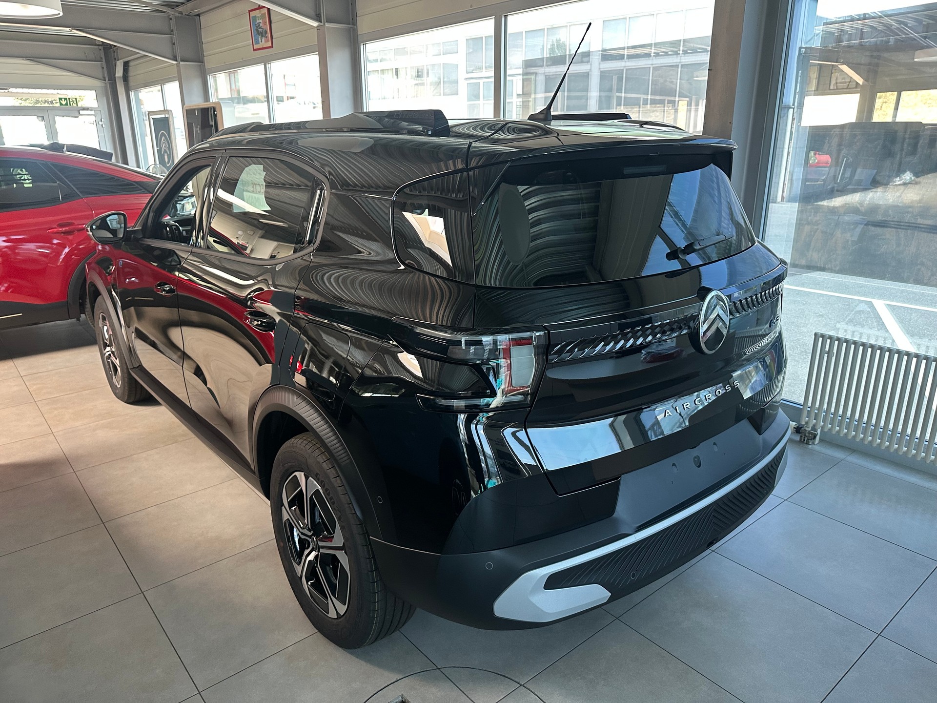 CITROEN e-C3 Aircross 54kWh Max-image-3