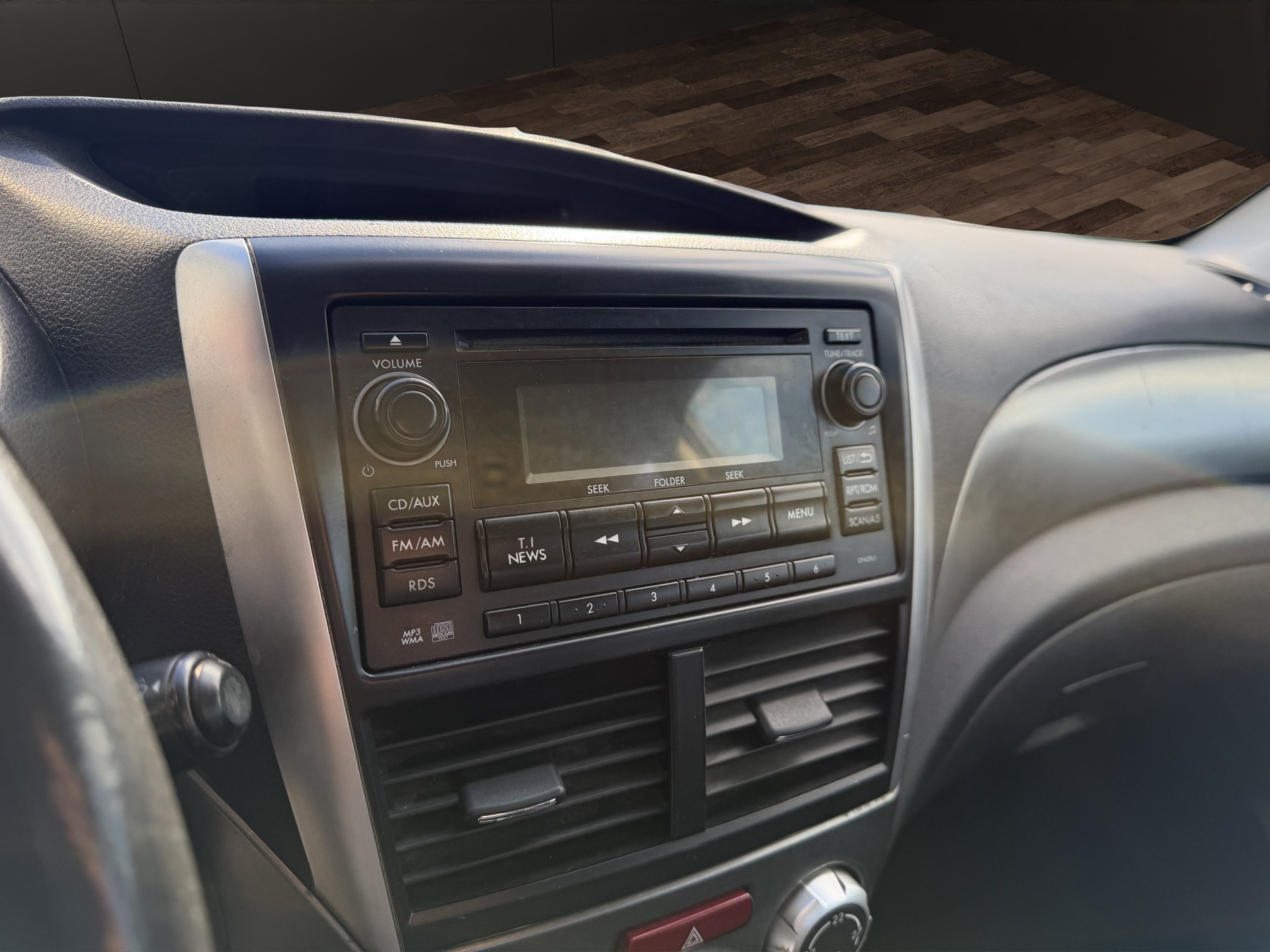 SUBARU Forester 2.0X Advantage Automatic-image-11