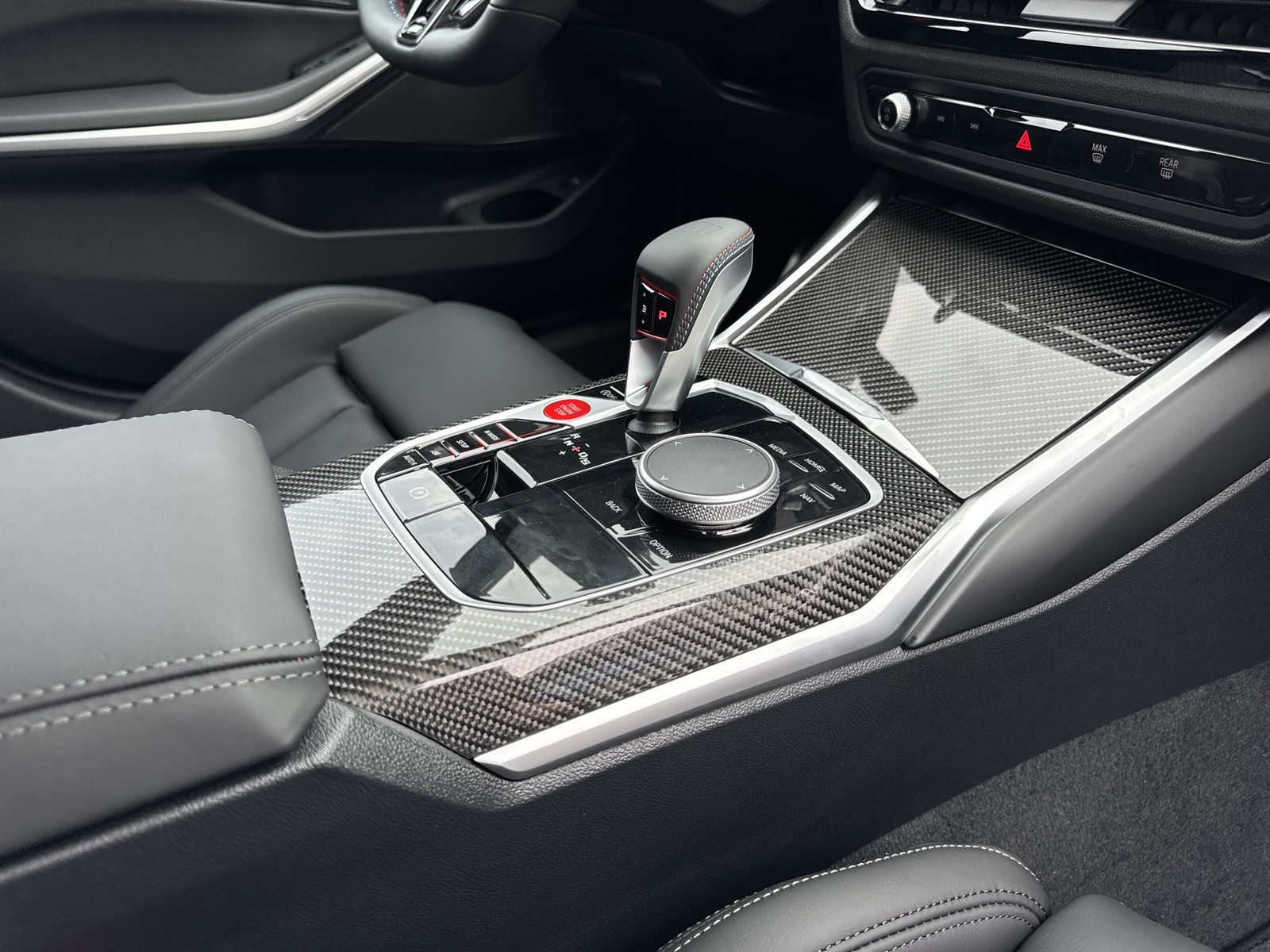BMW M3 Touring xDrive Competition M-image-14
