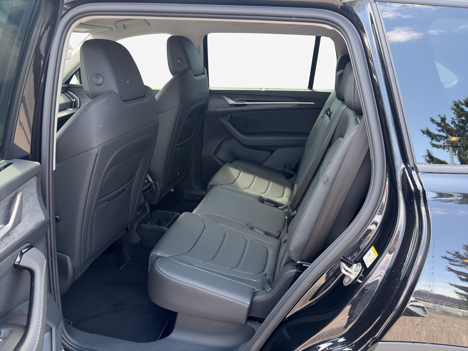SKODA Kodiaq 2.0 TDI Dynamic 4x4-image-11