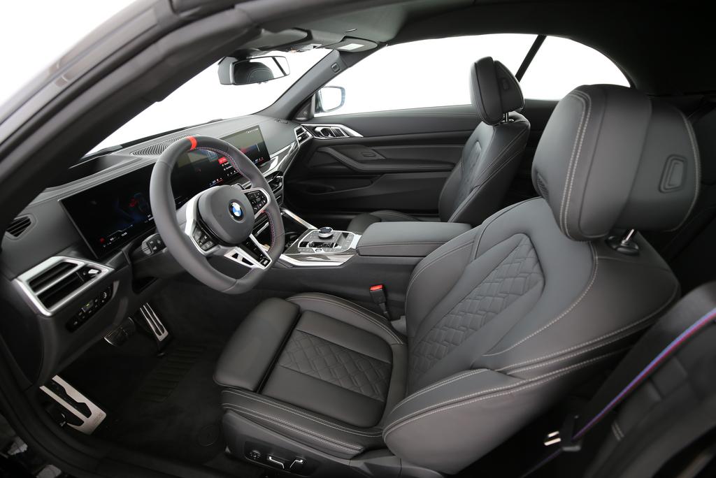 BMW M440i xDrive Cabrio-image-20