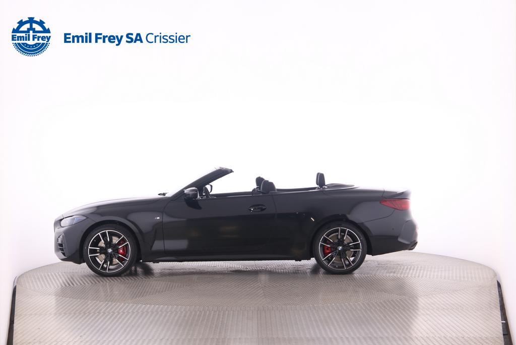 BMW M440i xDrive Cabrio-image-3