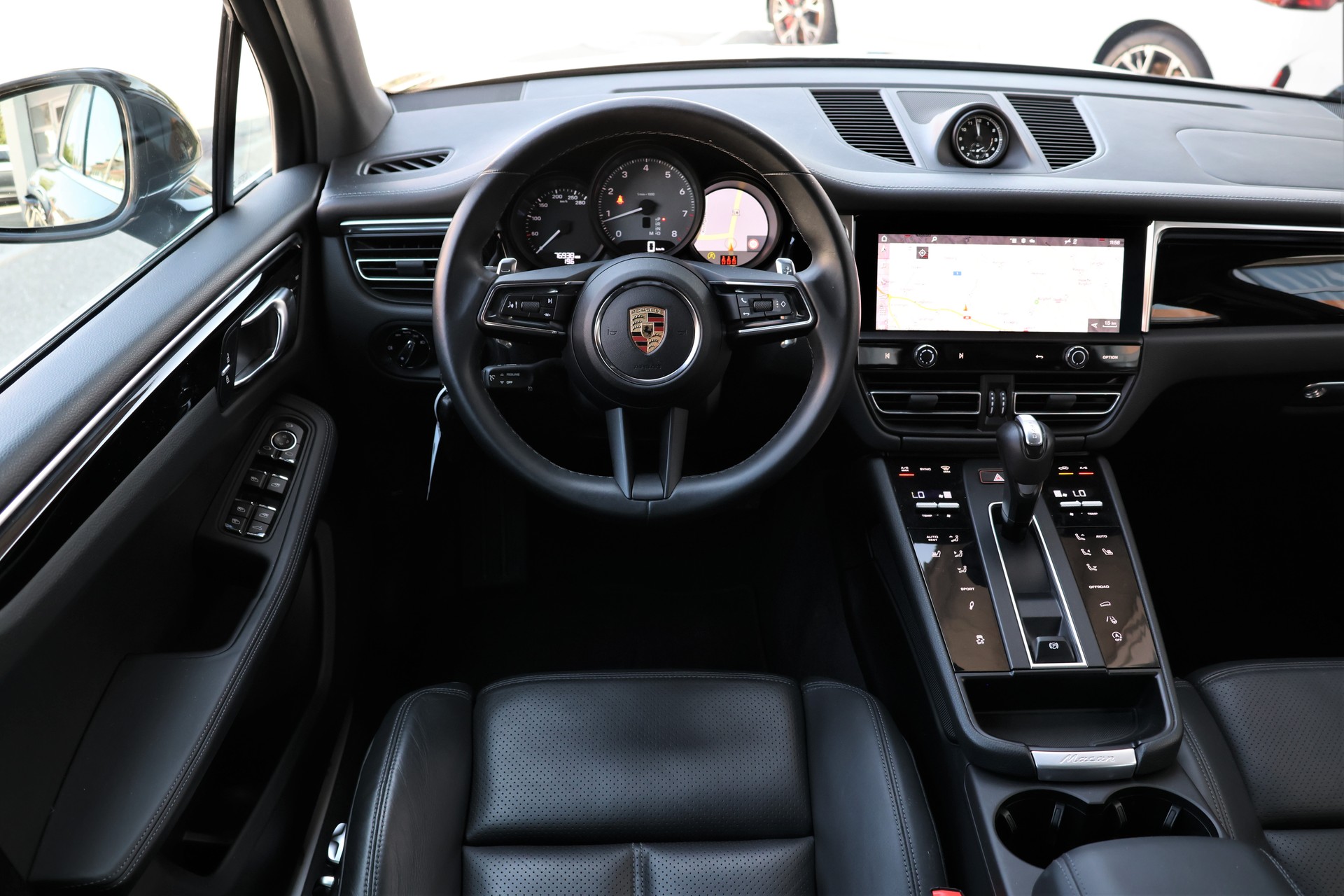 PORSCHE Macan S PDK (CH) 380PS-image-12