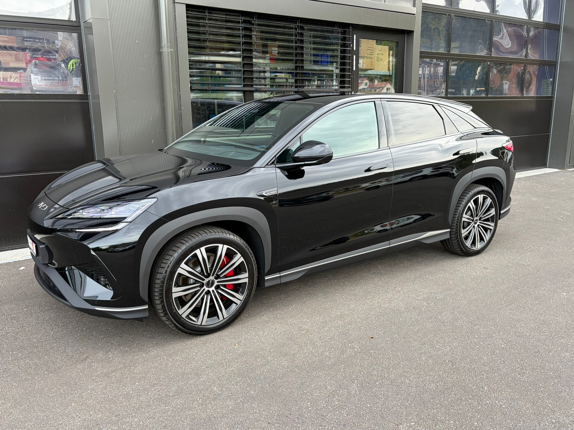 BYD Sealion 7 91,3 kWh Excellence AWD-image-4