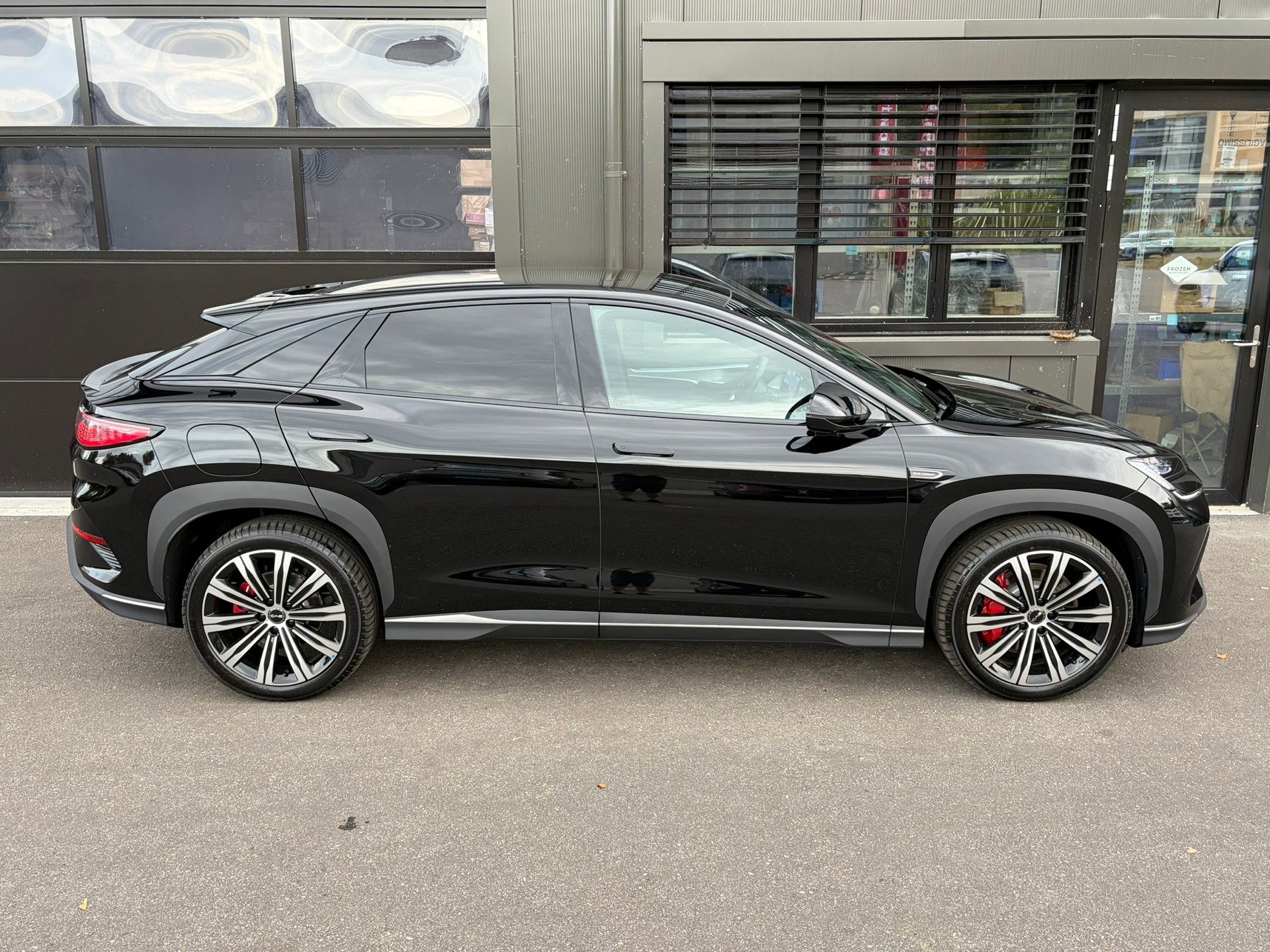 BYD Sealion 7 91,3 kWh Excellence AWD-image-1