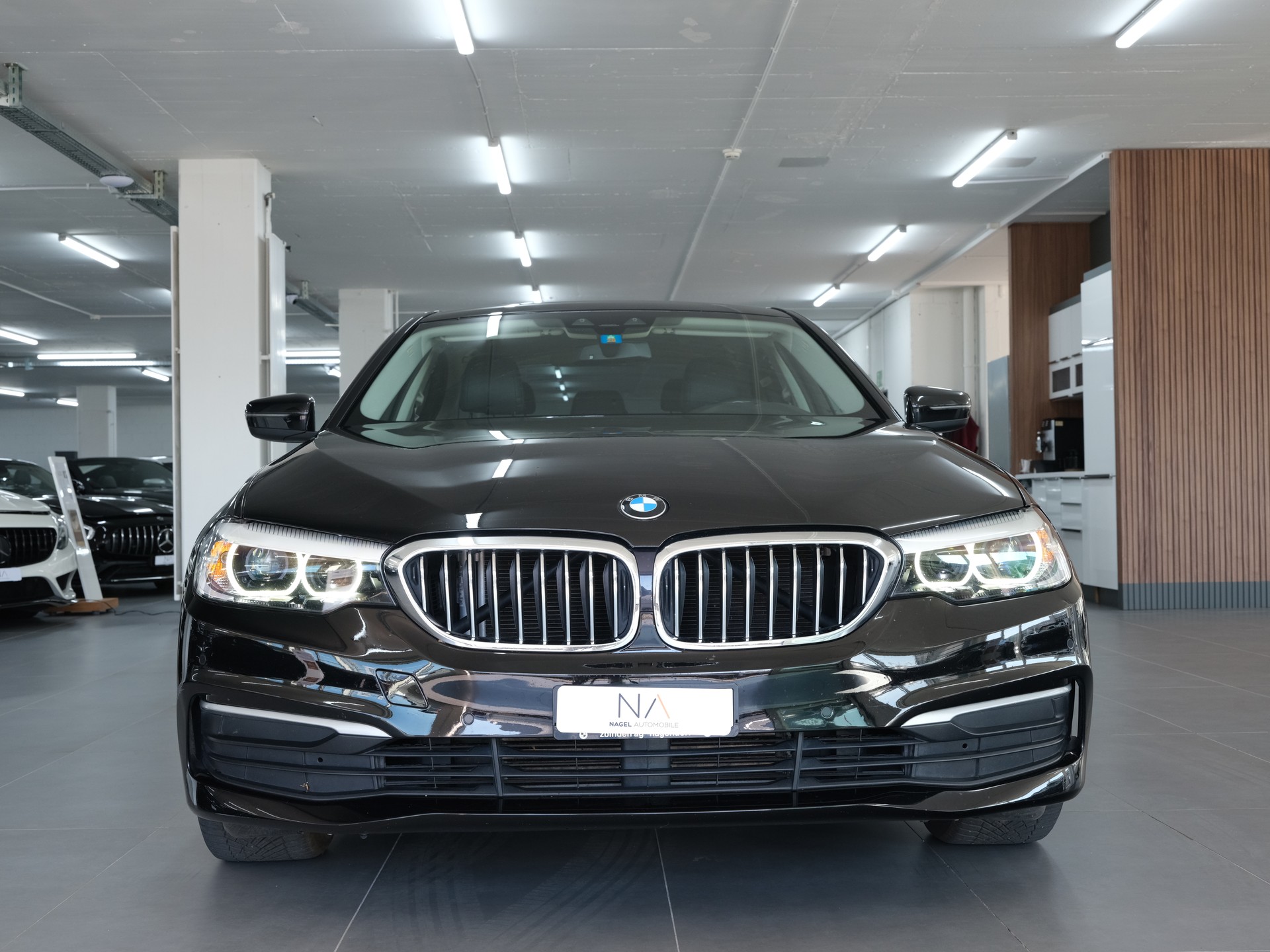 BMW 520d xDrive Sport Line Steptronic *Rückfahrkamera* *Sitzheizung* *M-Paket*-image-8