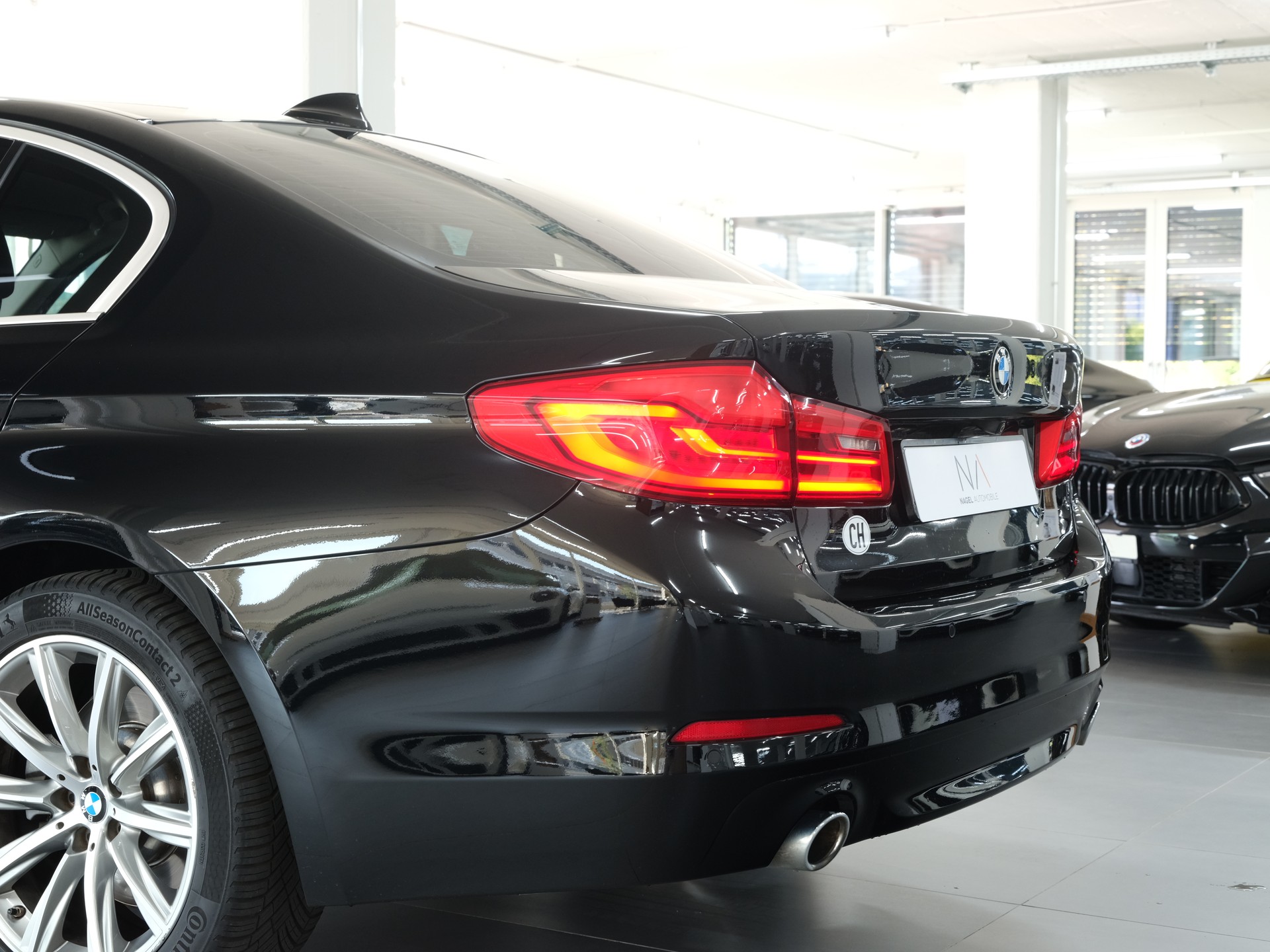 BMW 520d xDrive Sport Line Steptronic *Rückfahrkamera* *Sitzheizung* *M-Paket*-image-13