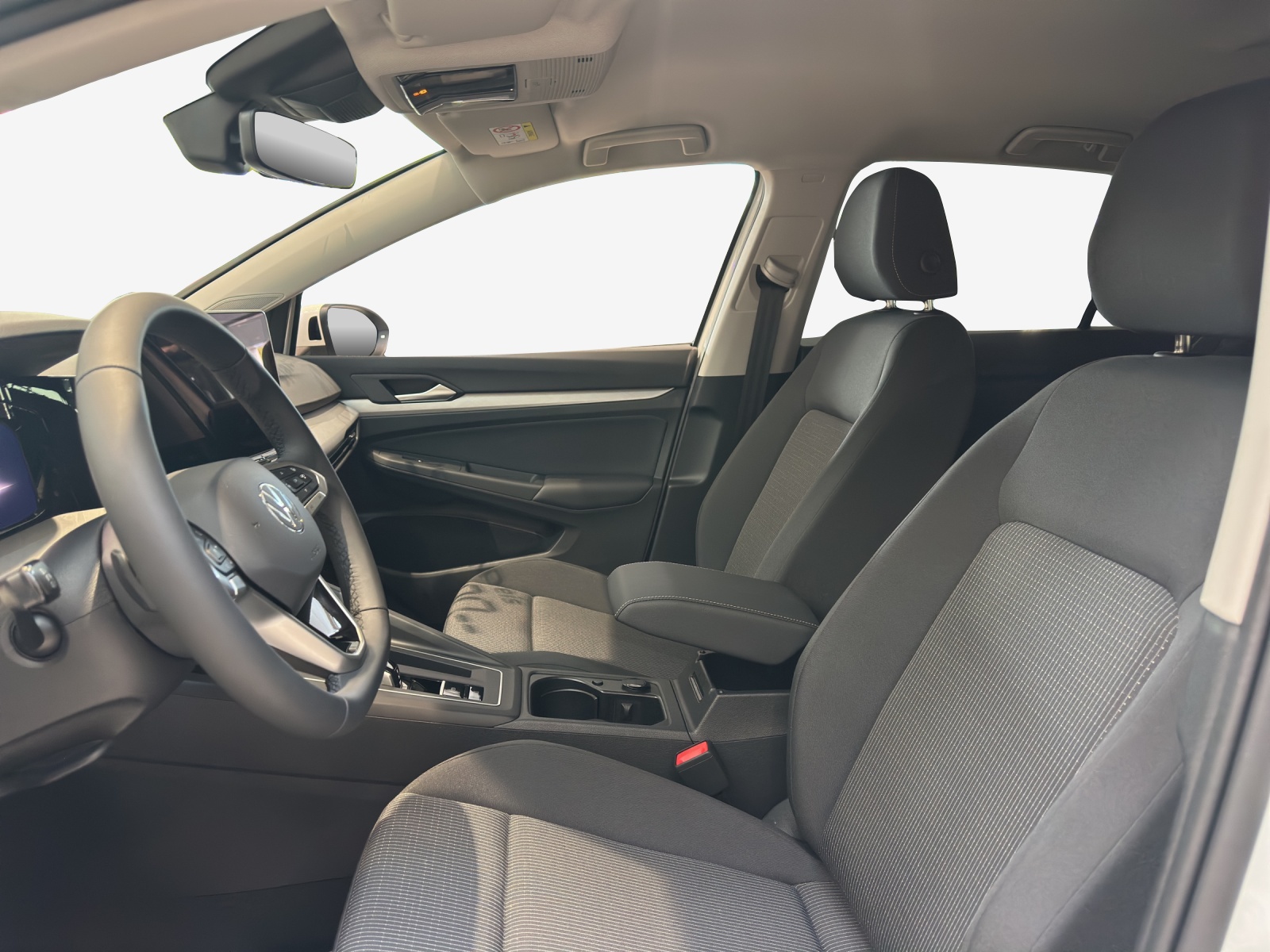 VW Golf 1.5 e TSI mHEV Value DSG-image-7