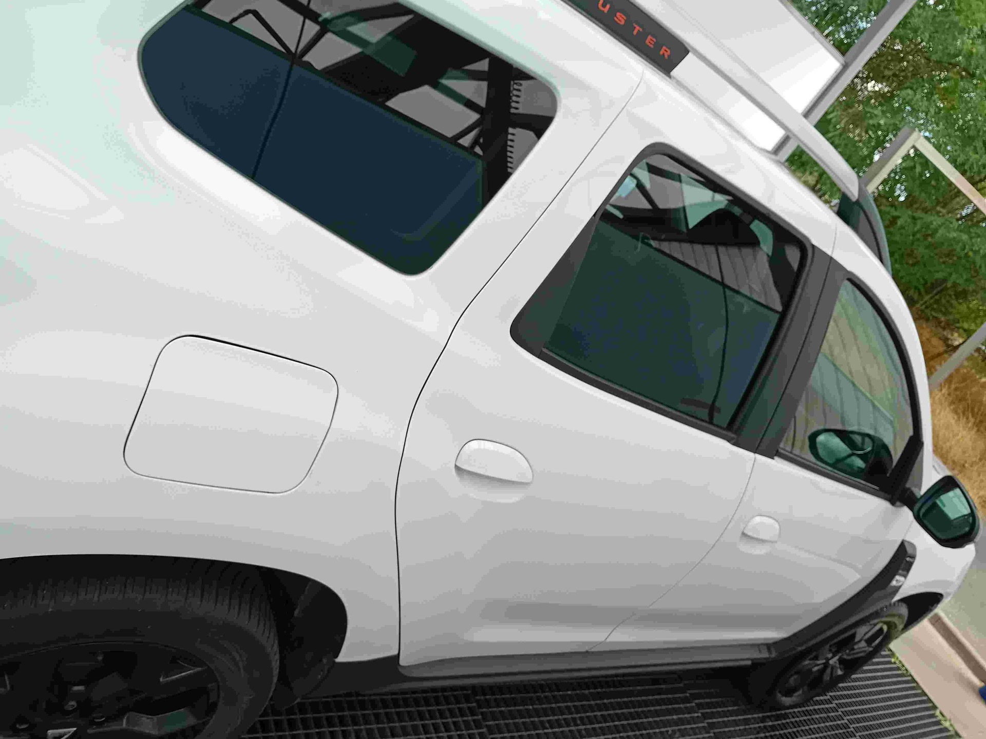 DACIA Dacia Duster 1.3 TCe 150 Journey 4WD-image-5