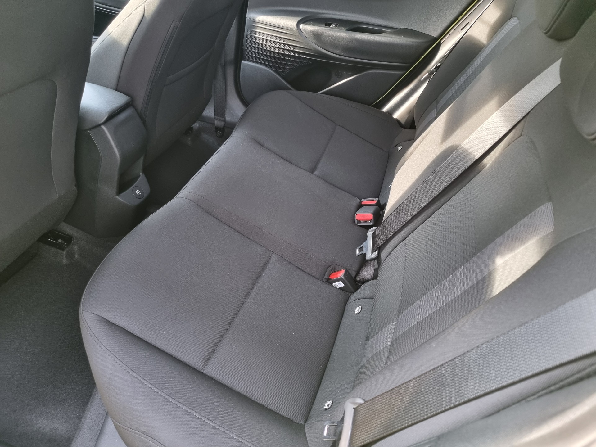 HYUNDAI i20 1.0 T-GDi Amplia GO! DCT-image-8