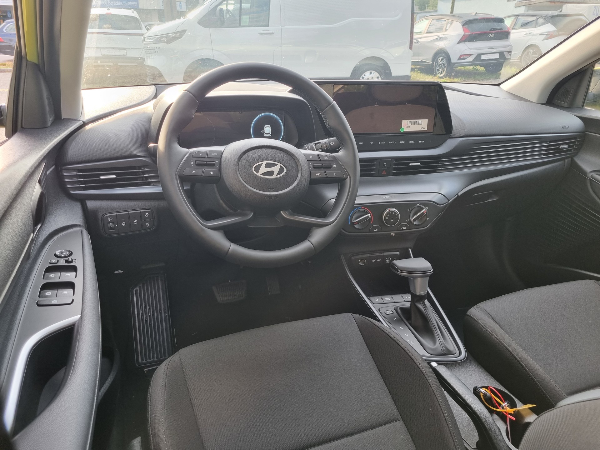 HYUNDAI i20 1.0 T-GDi Amplia GO! DCT-image-9