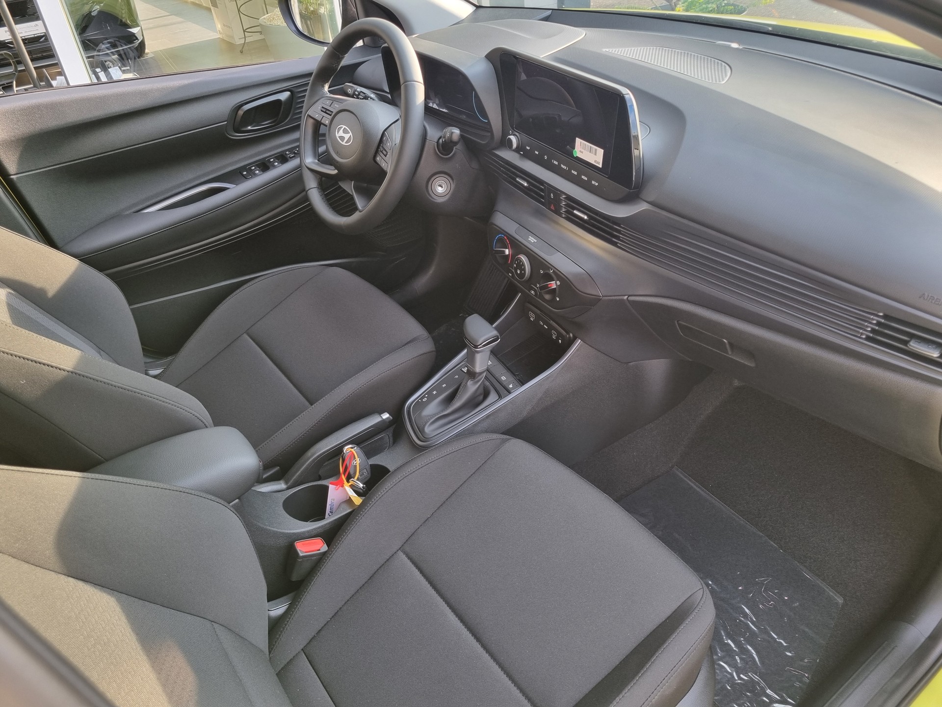 HYUNDAI i20 1.0 T-GDi Amplia GO! DCT-image-10