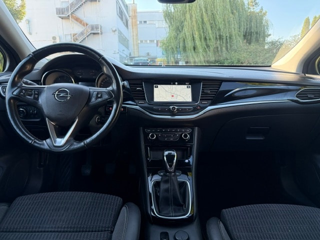 OPEL Astra Sports Tourer 1.5 CDTi Elegance-image-8