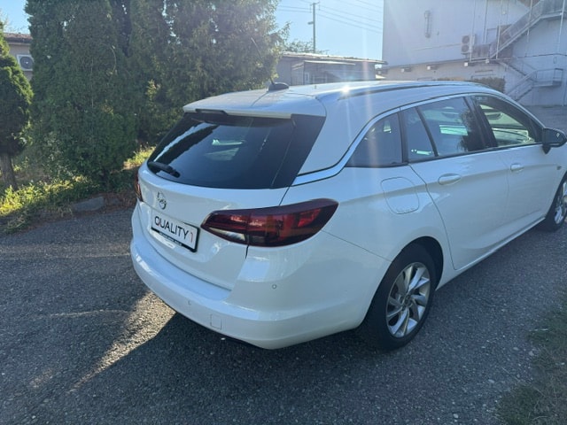 OPEL Astra Sports Tourer 1.5 CDTi Elegance-image-5