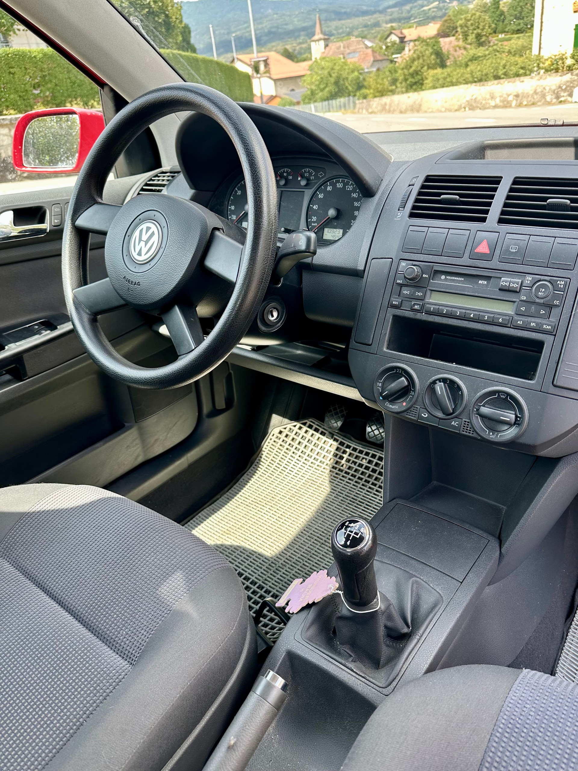 VW Polo 1.4 16V Comfortline-image-8