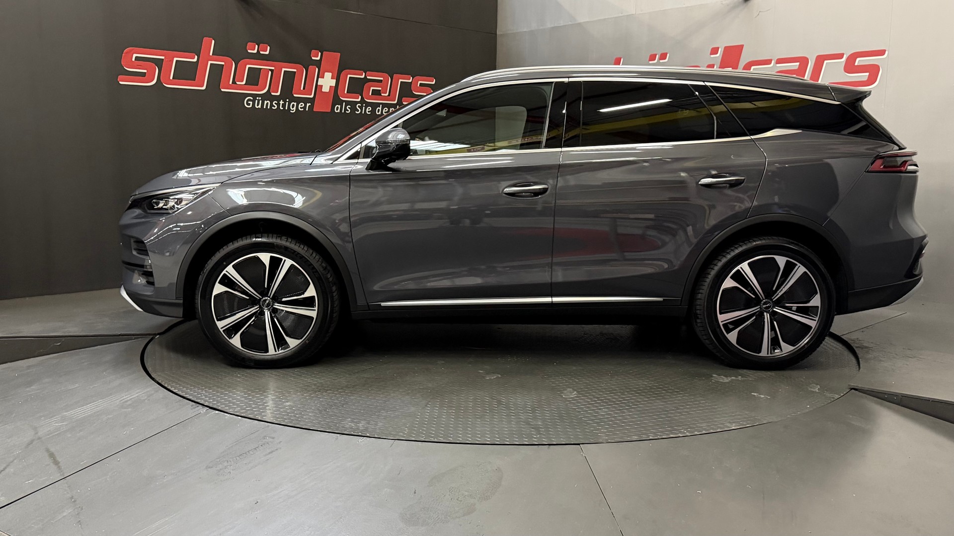 BYD TANG FLAGSHIP 7 Pl. 4x4-image-15