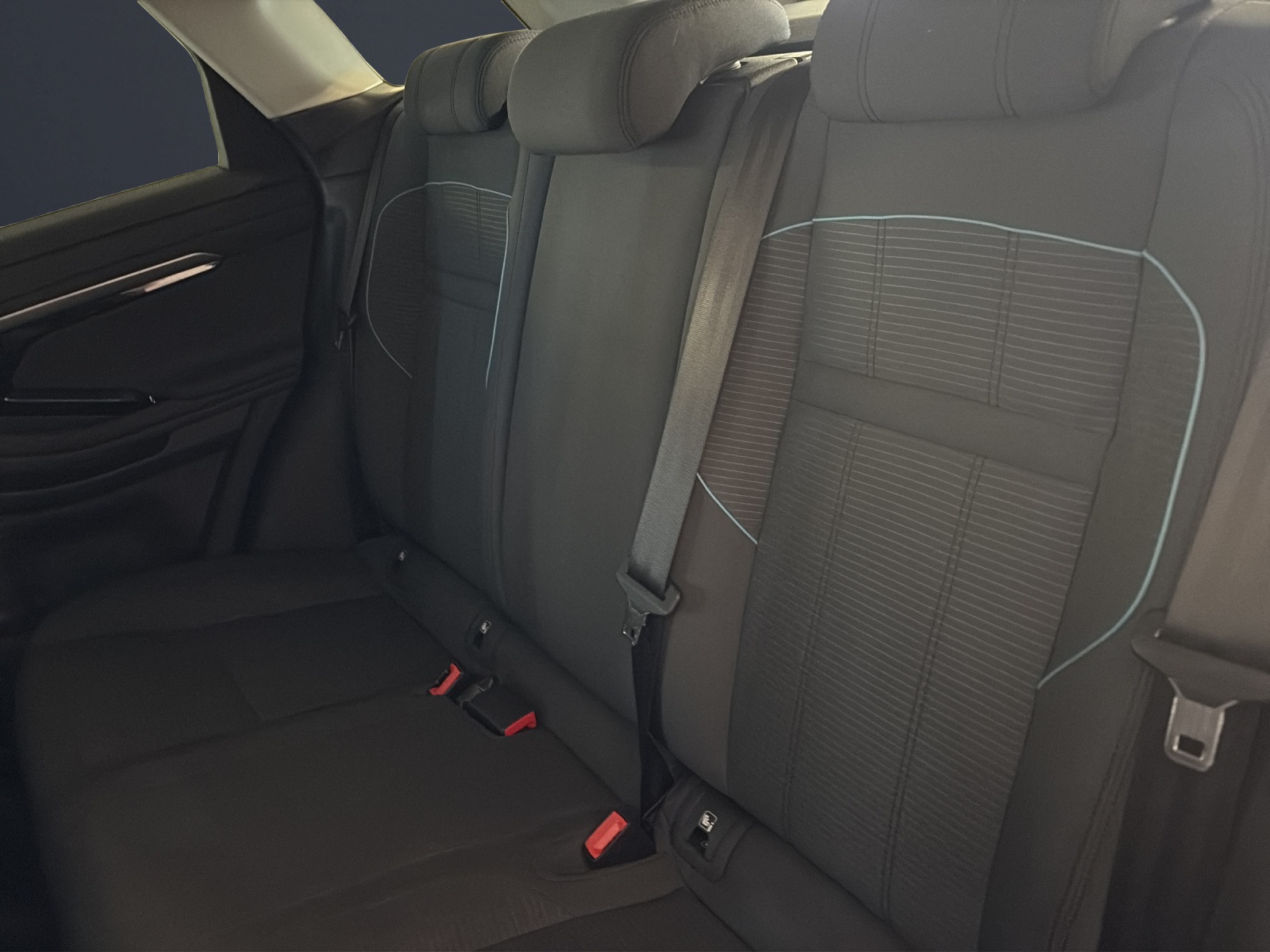 Image LAND-ROVER RANGE-ROVER-EVOQUE Evoque P 200 MHEV