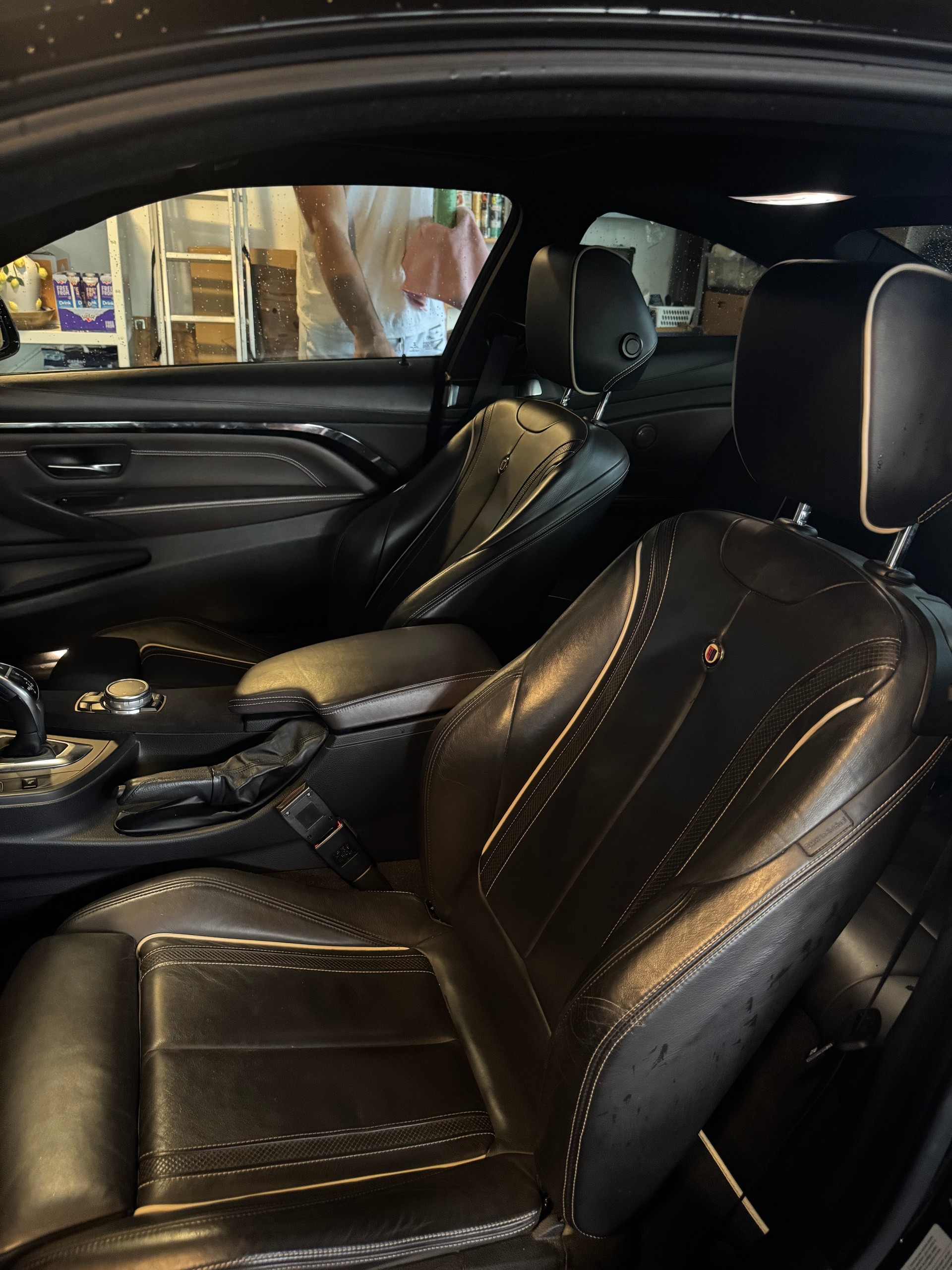 BMW-ALPINA 3.0 Biturbo 4x4-image-3