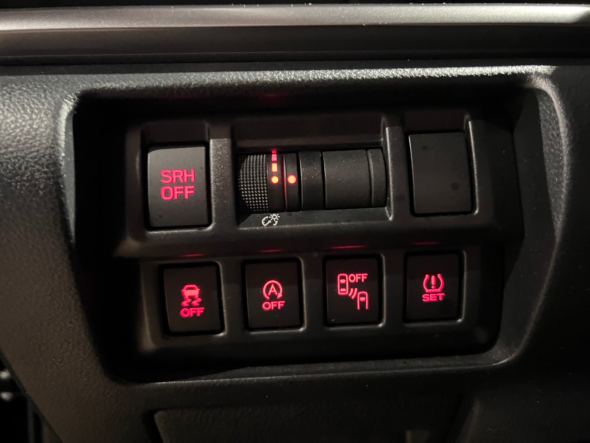 SUBARU XV 2.0 Swiss Plus AWD Lineartronic-image-20