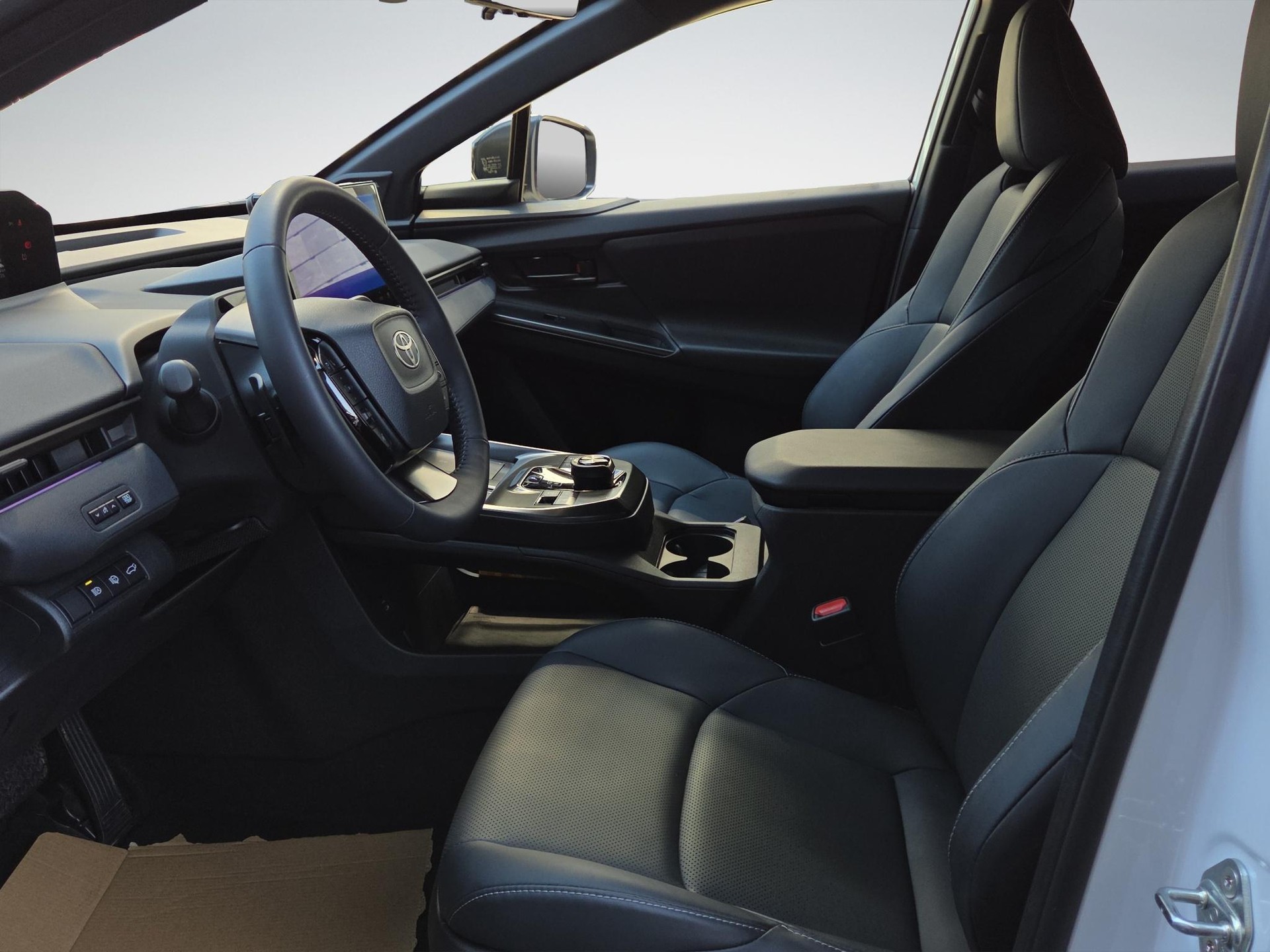 TOYOTA bZ4X Premium AWD-image-8