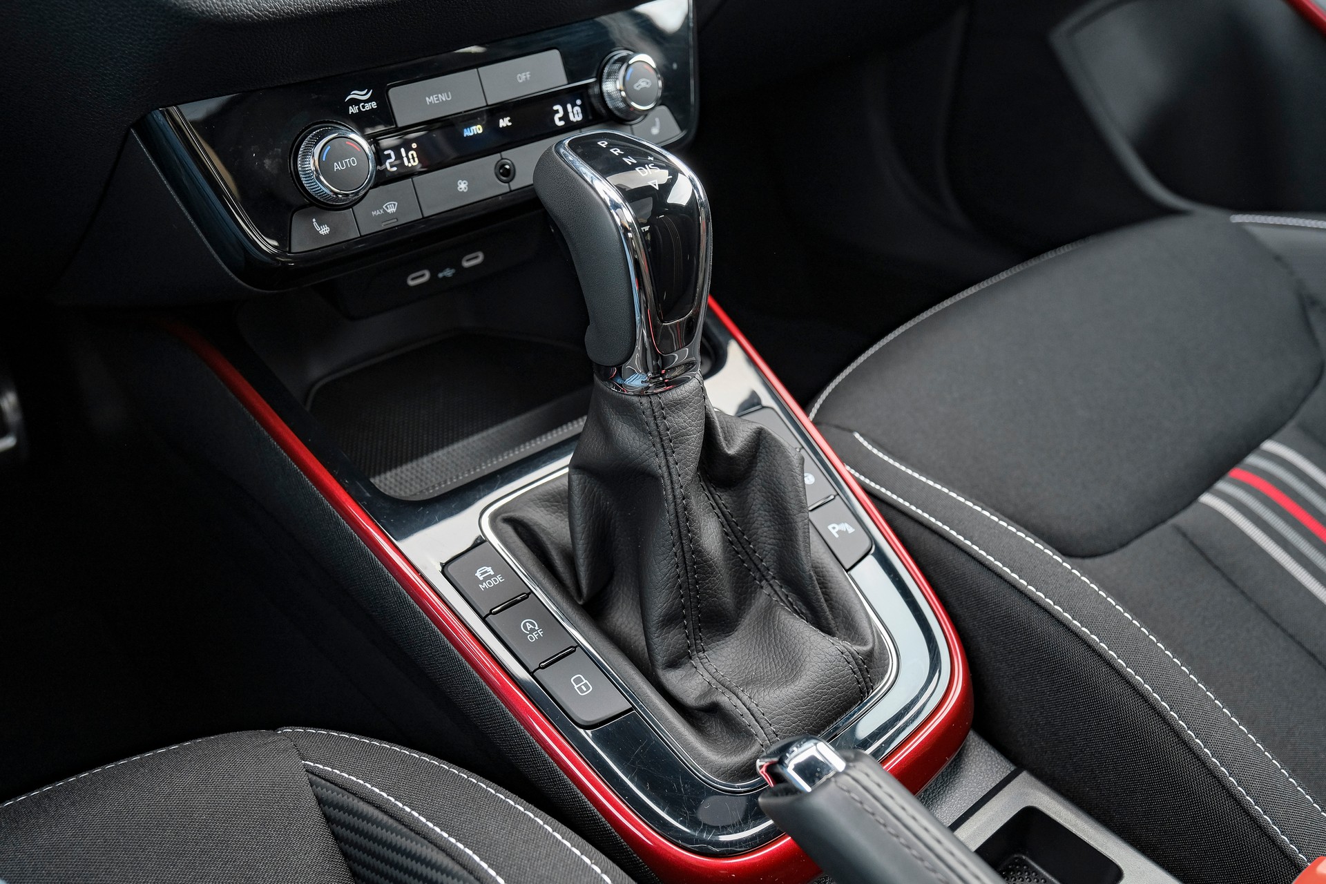 SKODA Fabia 1.0 TSI Monte Carlo DSG-image-20