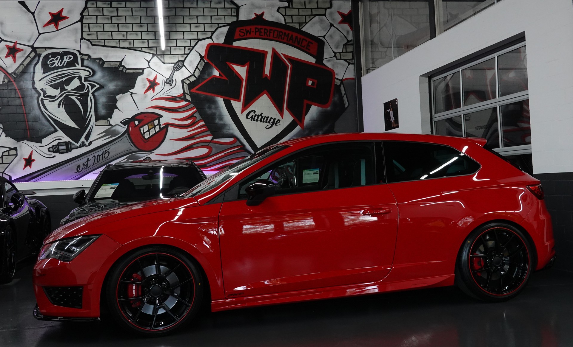 SEAT LEON SC 2.0 TSI CUPRA 280 DSG BULL-X CH-FZ NEUWERTIG VIEL ZUBEHÖR-showroom-element-1