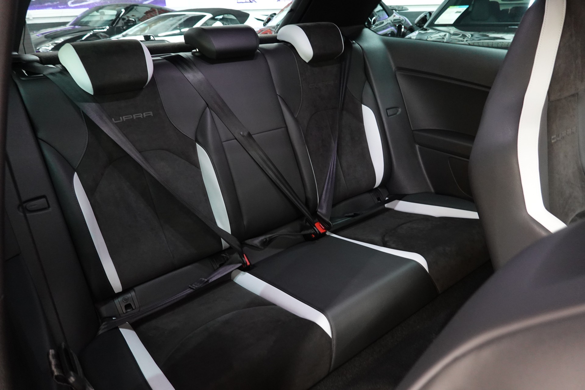 SEAT LEON SC 2.0 TSI CUPRA 280 DSG BULL-X CH-FZ NEUWERTIG VIEL ZUBEHÖR-image-45