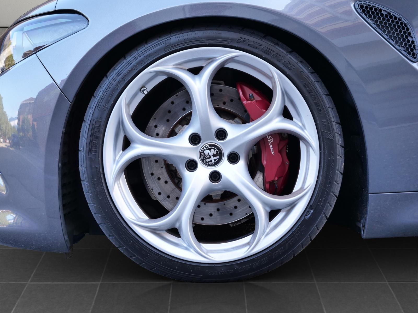 ALFA ROMEO Giulia 2.9 V6 Biturbo Quadrifoglio-image-16